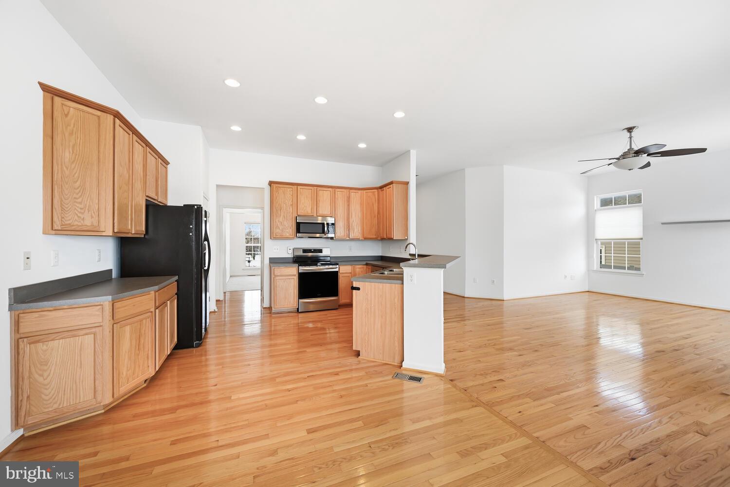 COVENTRY FARMS - Residential