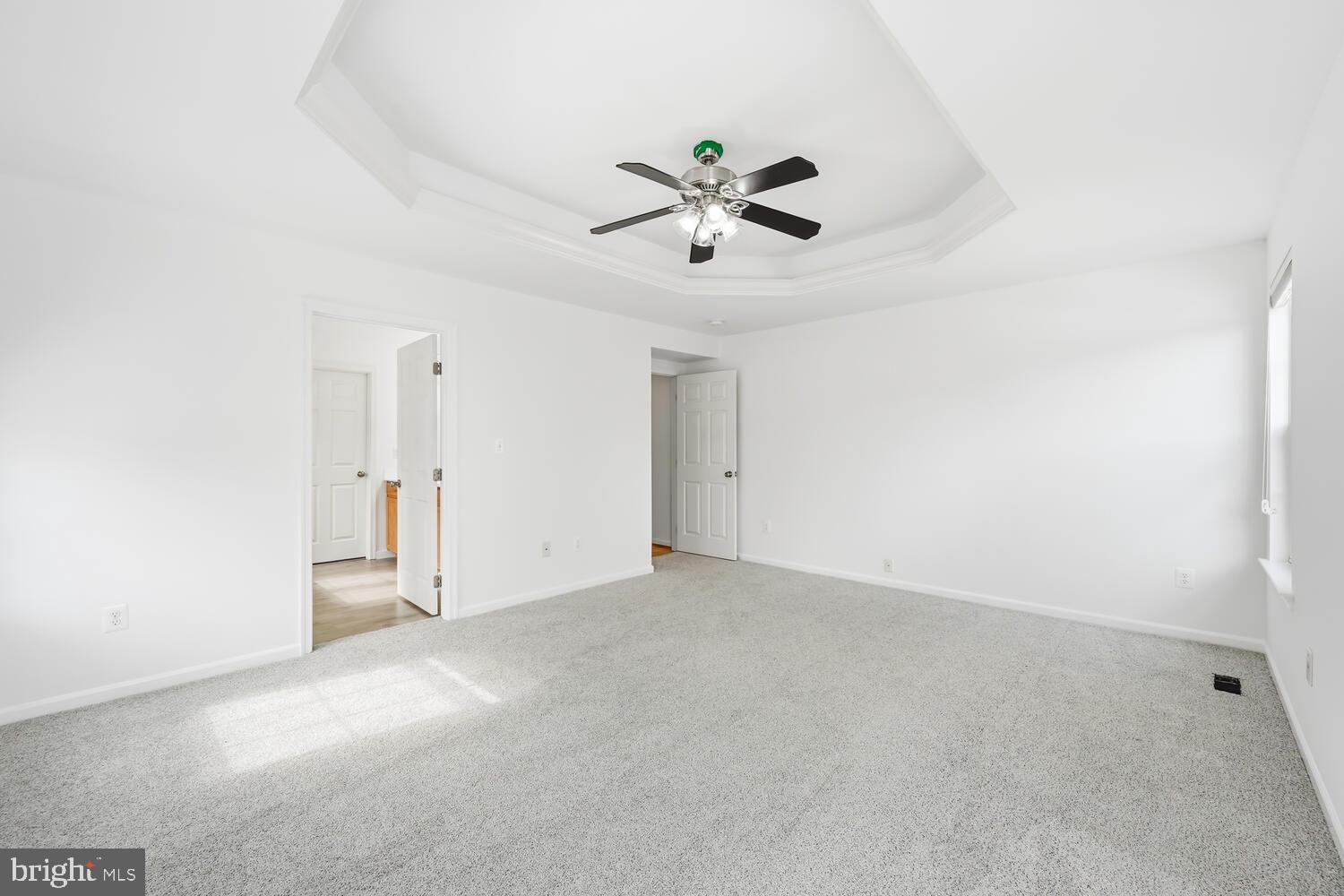 COVENTRY FARMS - Residential