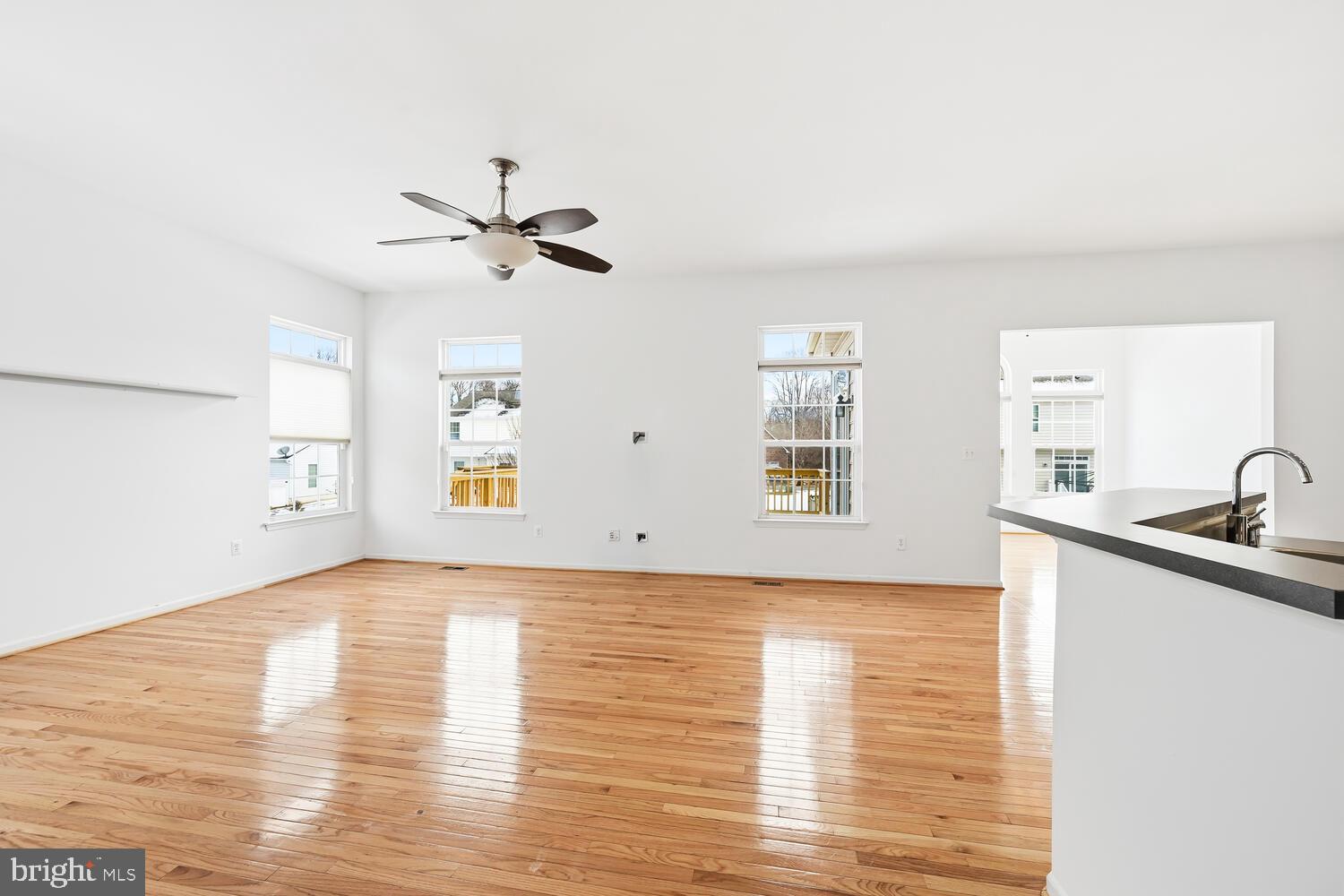 COVENTRY FARMS - Residential