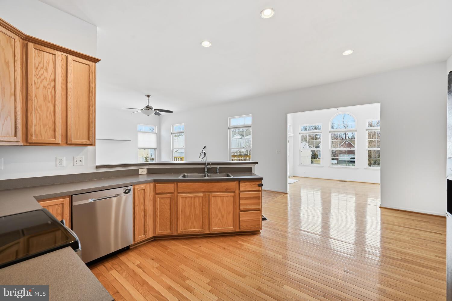 COVENTRY FARMS - Residential