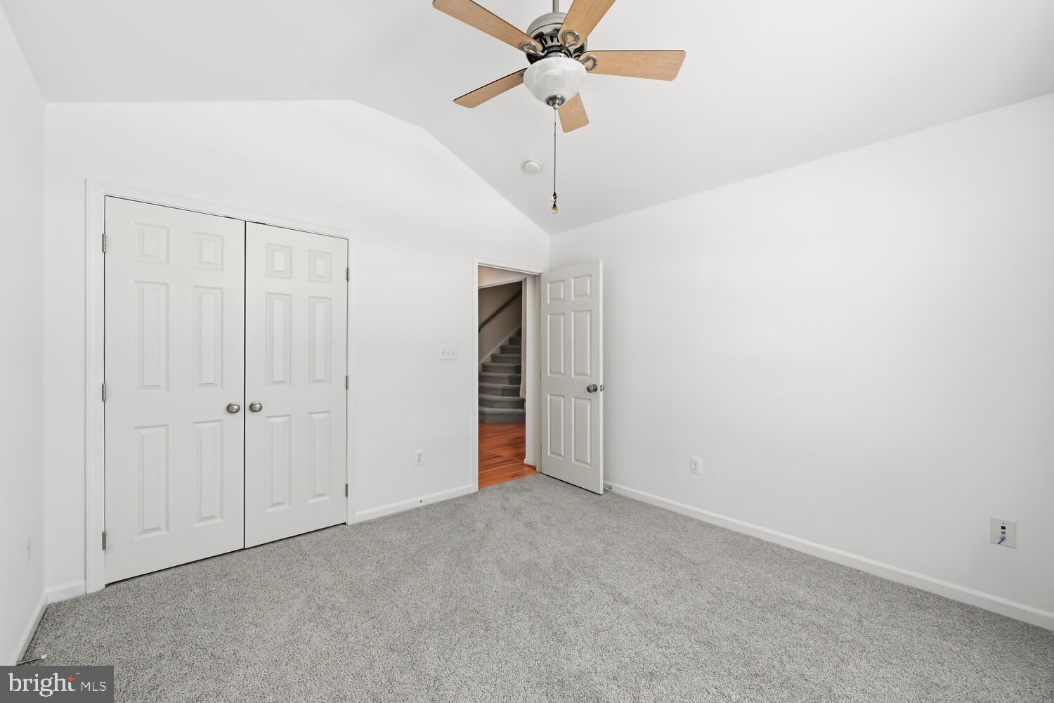 COVENTRY FARMS - Residential