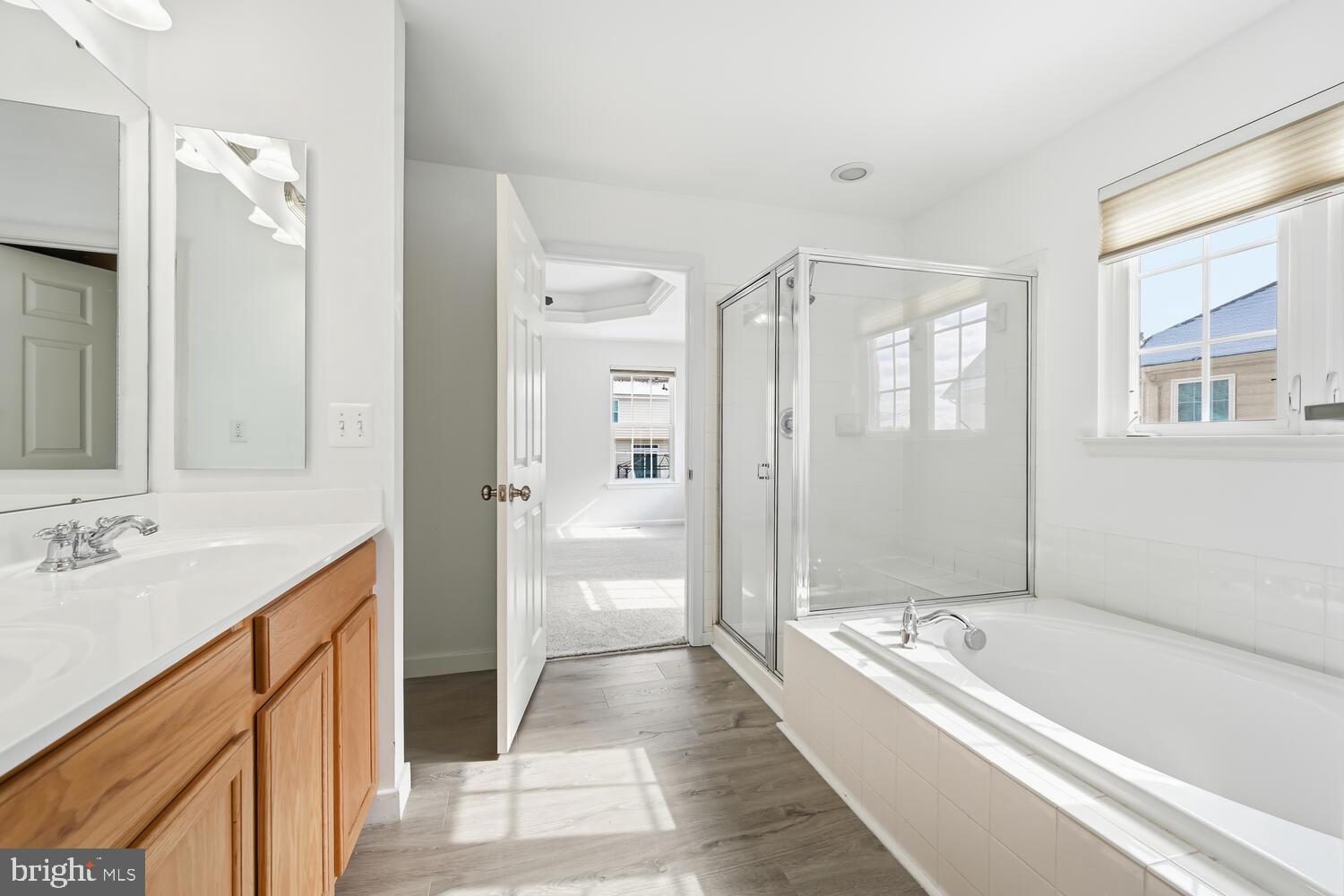 COVENTRY FARMS - Residential