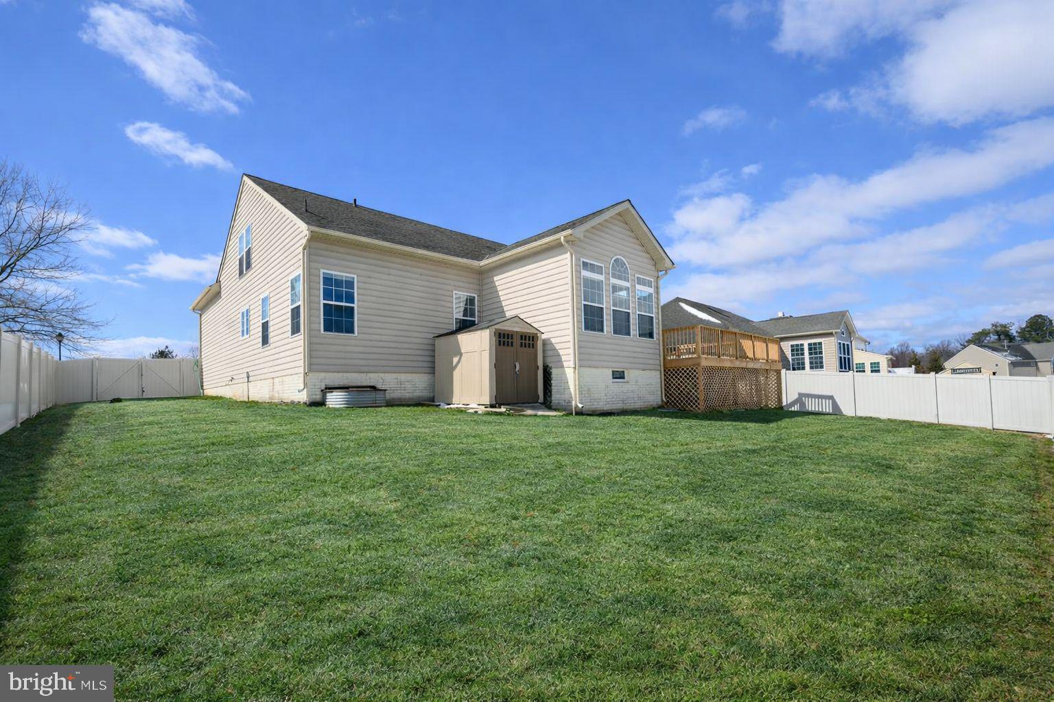 COVENTRY FARMS - Residential