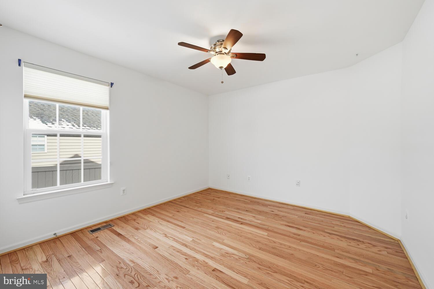 COVENTRY FARMS - Residential