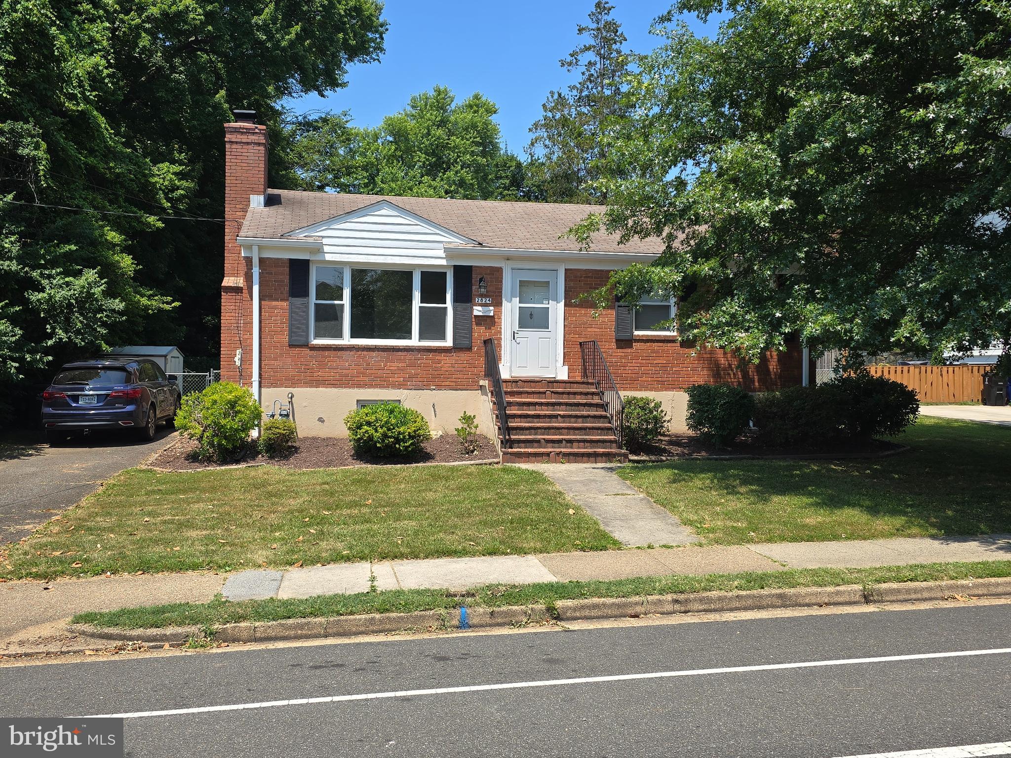 BERKSHIRE OAKWOOD - Land