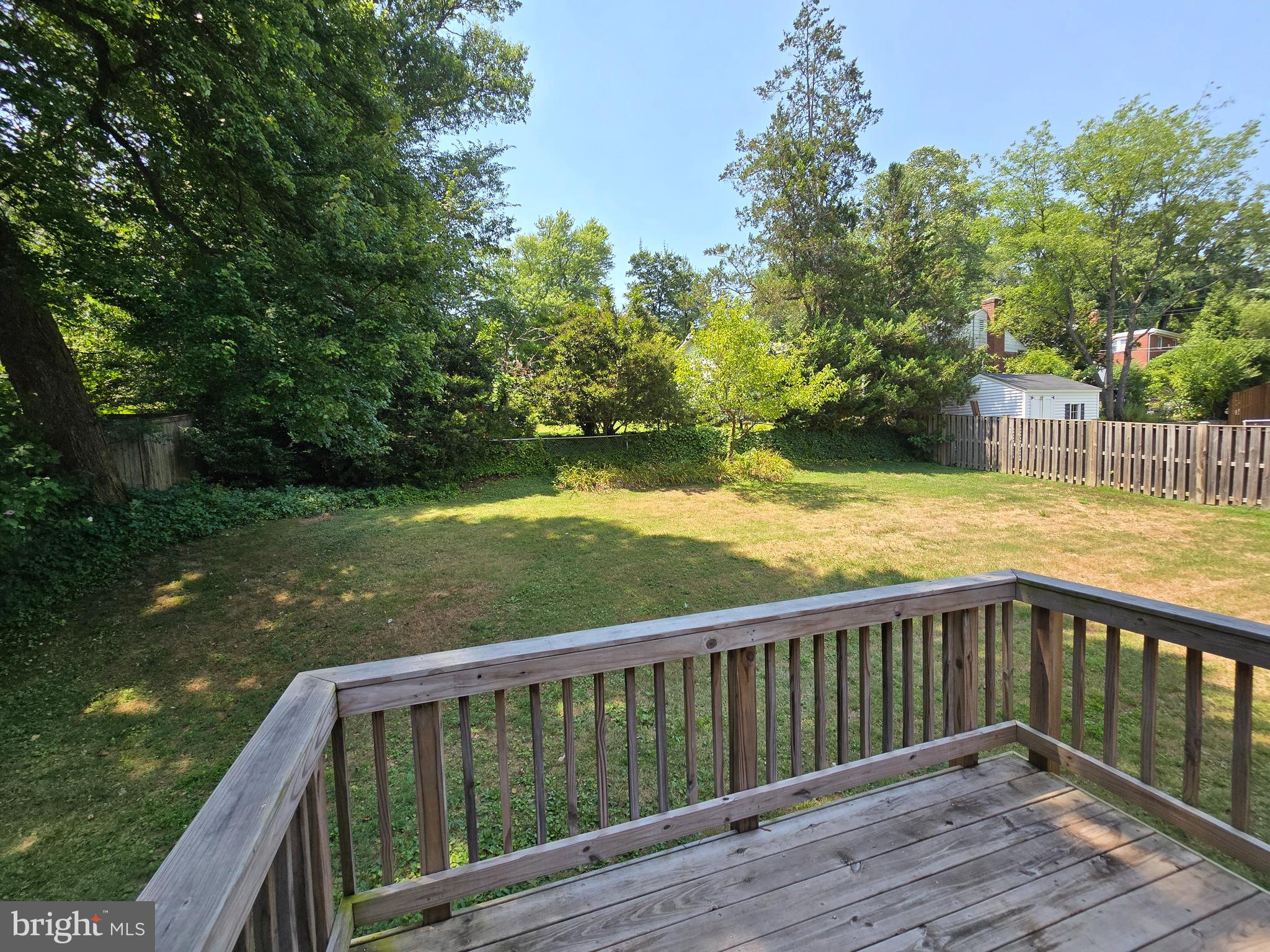 BERKSHIRE OAKWOOD - Land