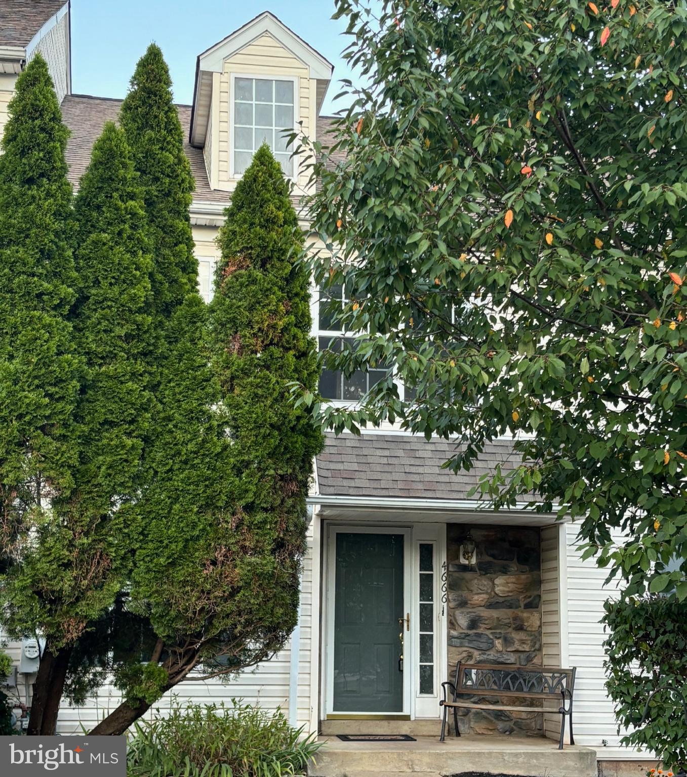 Avalable for immediate occupancy! Lovely 3-bedroom, 2.5 bathroom townhome in Patriots Ridge, in award-winning Central Bucks School District. Updated kitchen with tile backsplash and stainless steel appliances. Main level features hardwood in dining room and living room. Sliders from family room open to private deck. There is also a powder room on this level. Fresh, neutral paint throughout and new carpet on second floor and in basement. The daylight basement is finished and provides two additional rooms. Primary bedroom has an ensuite bathroom; there are two additional bedrooms and a hall bath. A convenient second floor laundry provides laundry hookups for either gas or electric machines (washer and dryer are not provided - hookup only).
Owner pays association fees, water, sewer and trash. Tenant is responsible for remaining utilities and snow removal.
Minimum credit score required, applicant must apply for RentSpree credit and background check using the link provided. Proof of employment and income required. References required. No smoking/no pets.
First and last months' rent plus security deposit equal to one month's rent are due at signing.