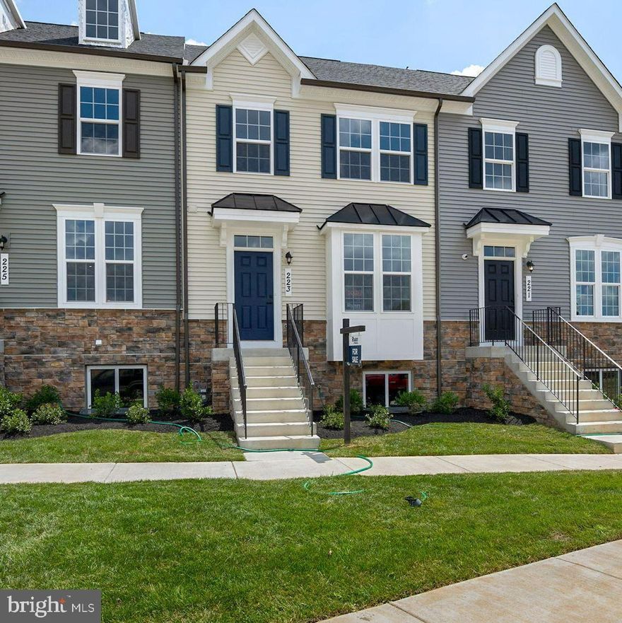 ---IMMEDIATE DELIVERY---15k TOWARDS CASH ASSISTANCE--The largest of Ryan's Composer Series, the Strauss offers the space and customizing details of single-family living with the convenience of a townhome. On the main living level, an enormous Kitchen with island opens onto a bright and airy Living Room, perfect for entertaining. A window-lined Morning Room off the Kitchen provides room for dining and is accented with an optional hutch. Up a flight of stairs designed to be elegant and functional, the upper level boasts three bedrooms, two baths, and a 2nd floor laundry. No need to worry about storage space! There are generous closets abound in all bedrooms. The Owner's Bedroom is a private retreat accented with a tray ceiling and featuring an enormous walk-in closet. The Owner's Bath boasts a soaking tub and separate shower with seat. Finished rec room and full bath included! Other floorplans and homesites available. Photos are representative.