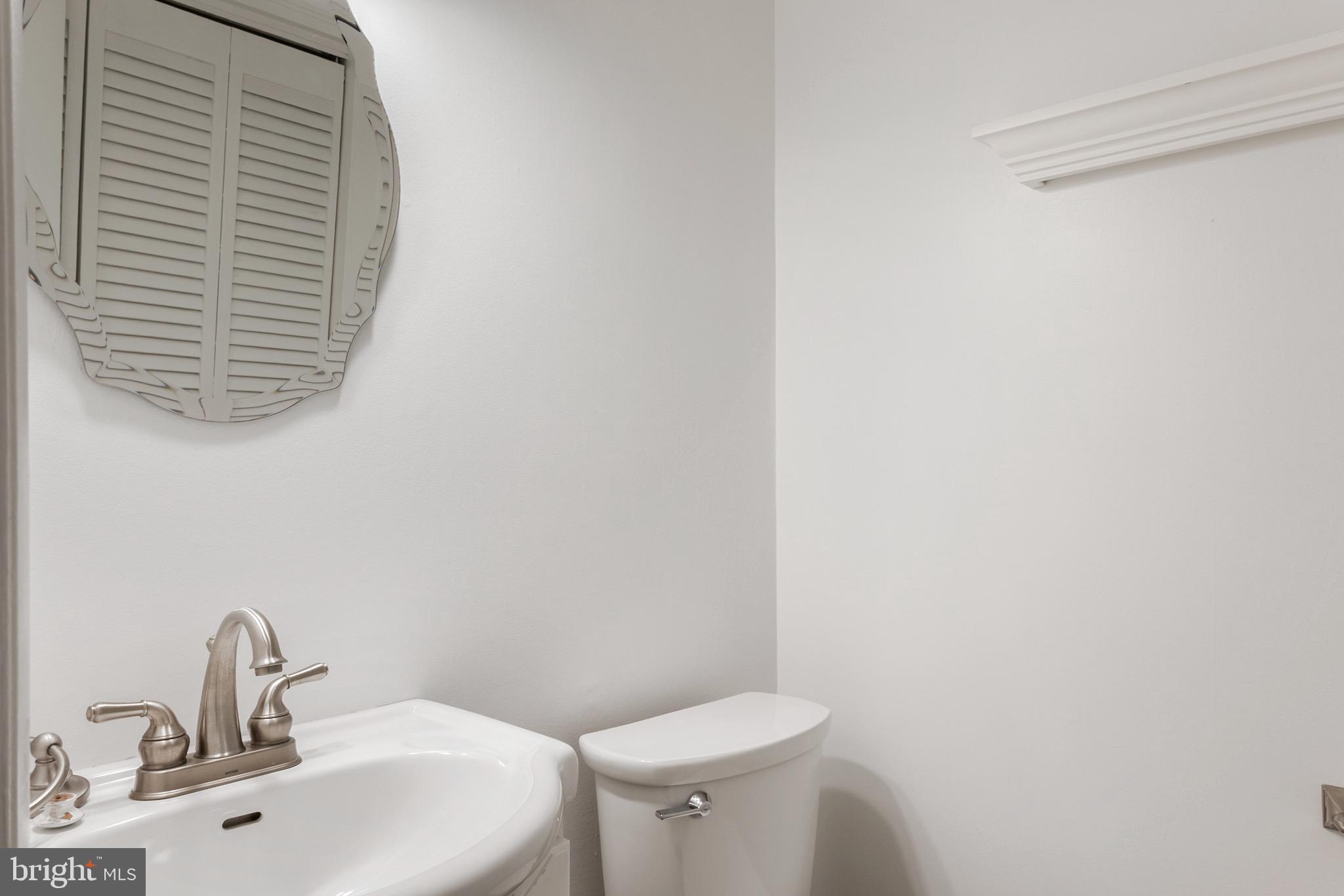 WHISPERING WOODS - Residential Lease