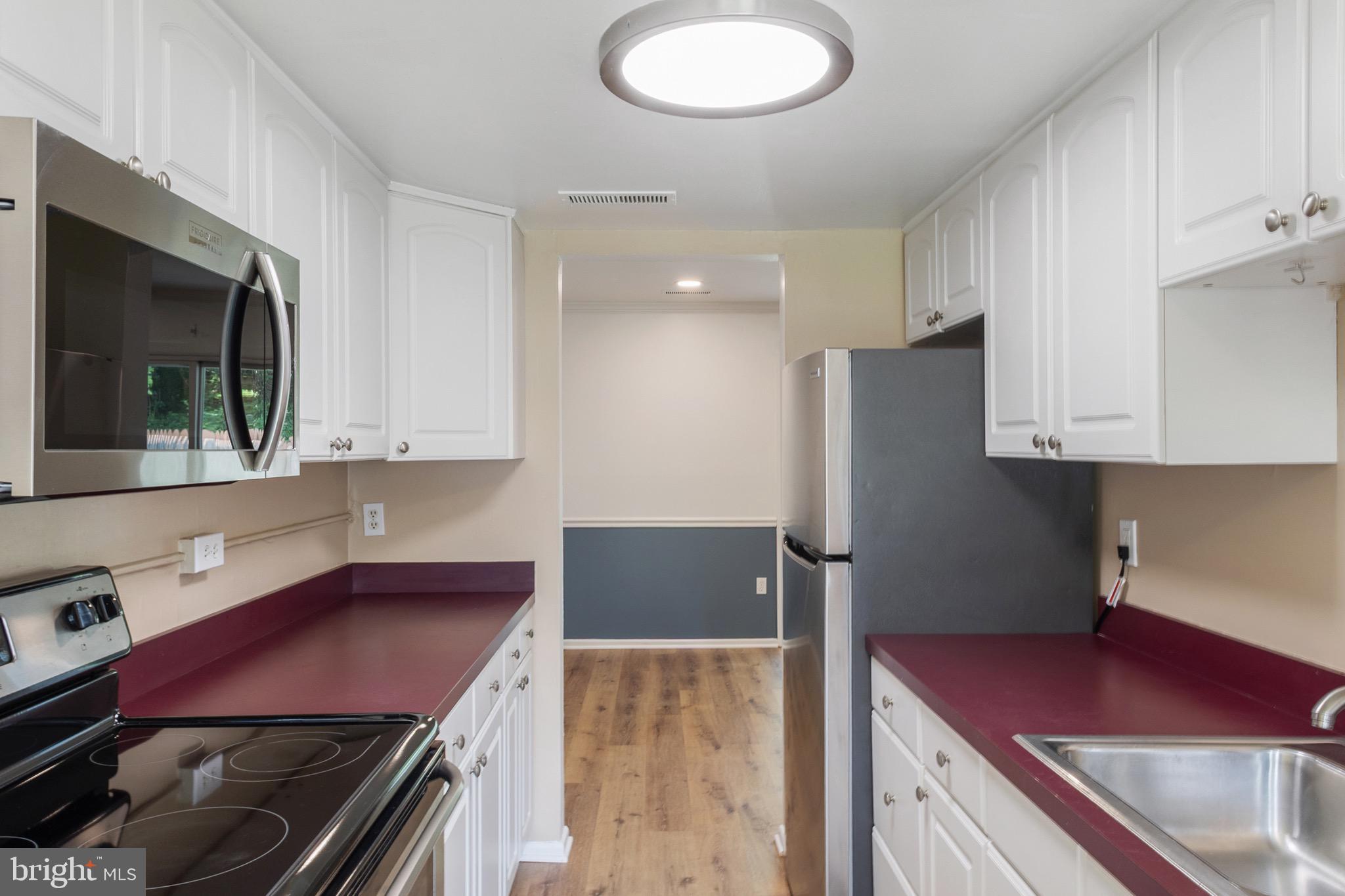 WHISPERING WOODS - Residential Lease