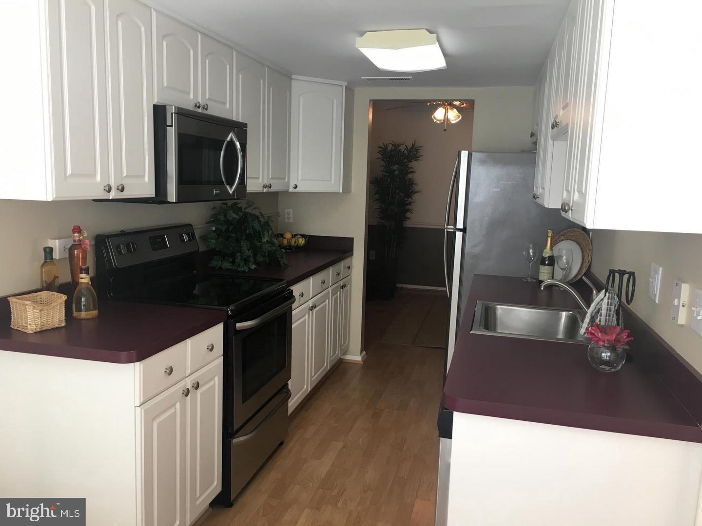 338 CHARRED OAK COURT