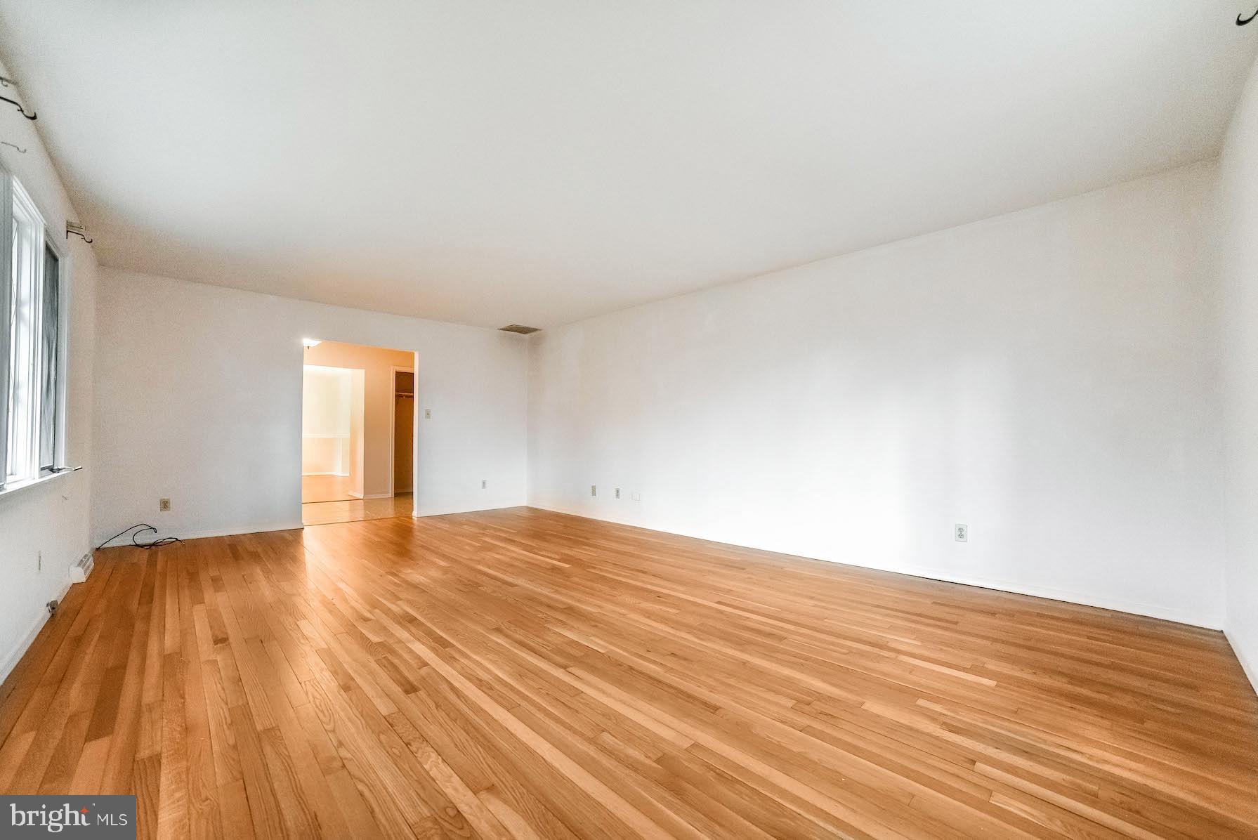 SOCIETY HILL - Residential Lease