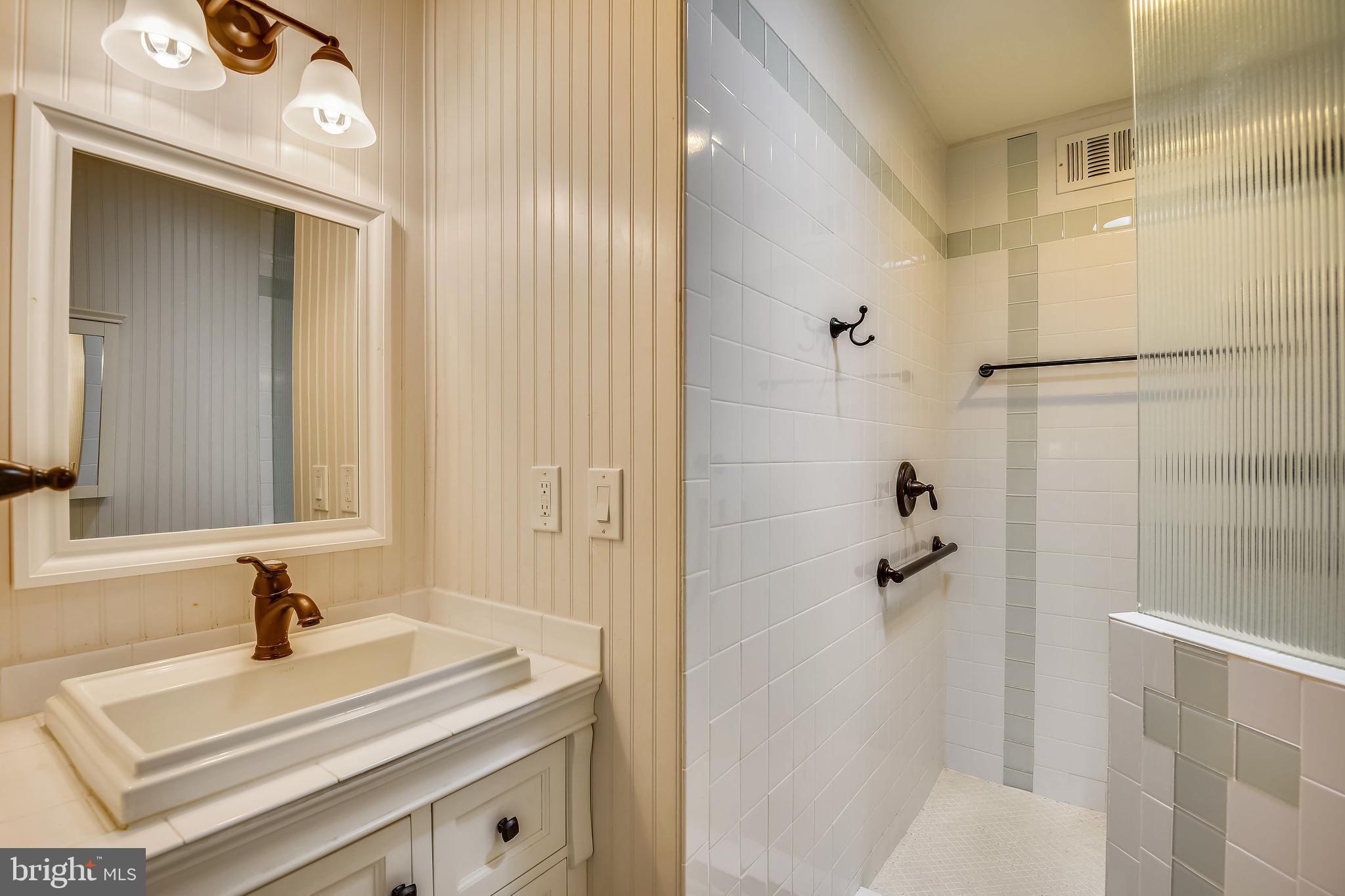 HERITAGE HARBOUR - Residential