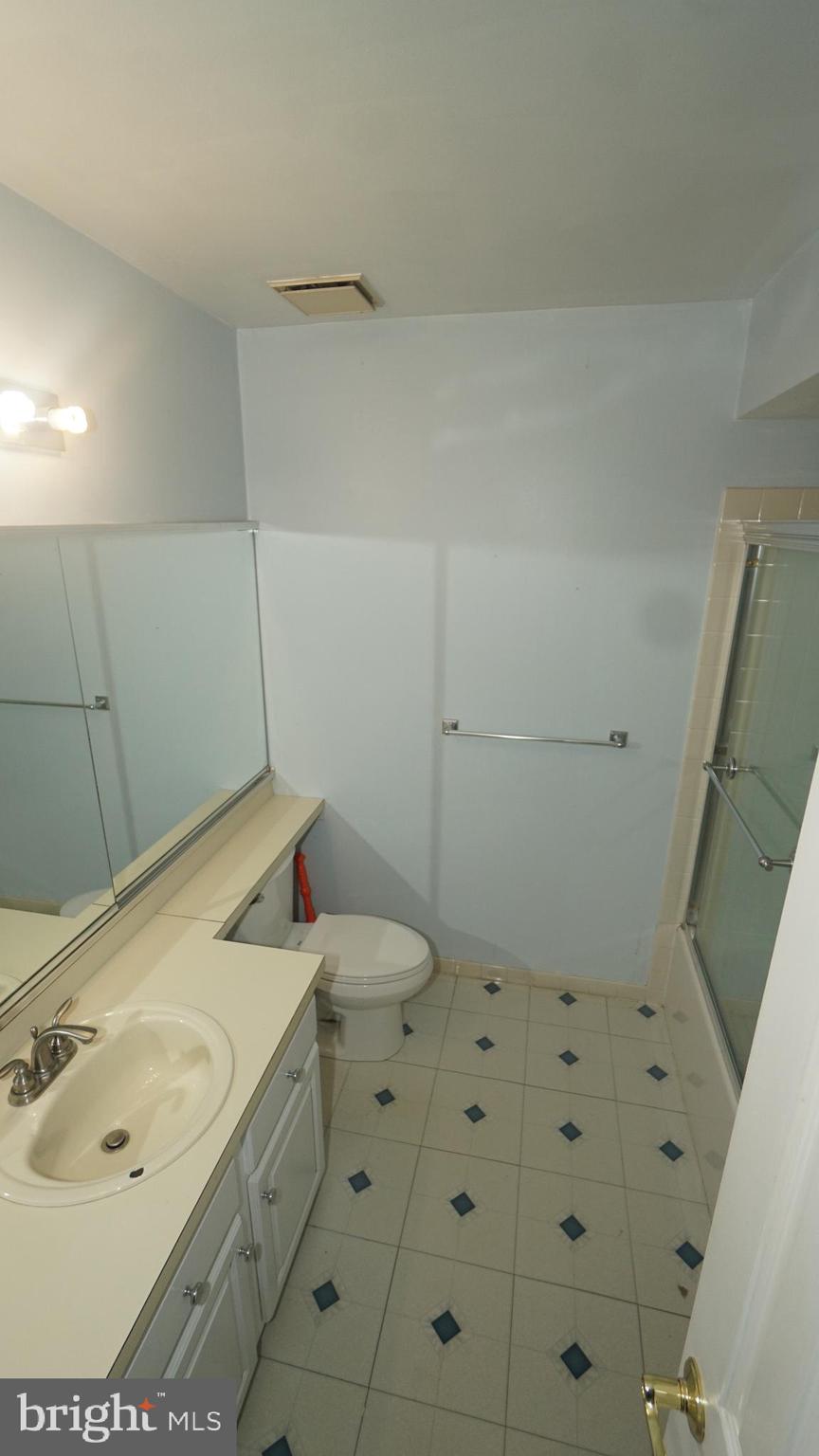 YARDLEY HUNT - Residential