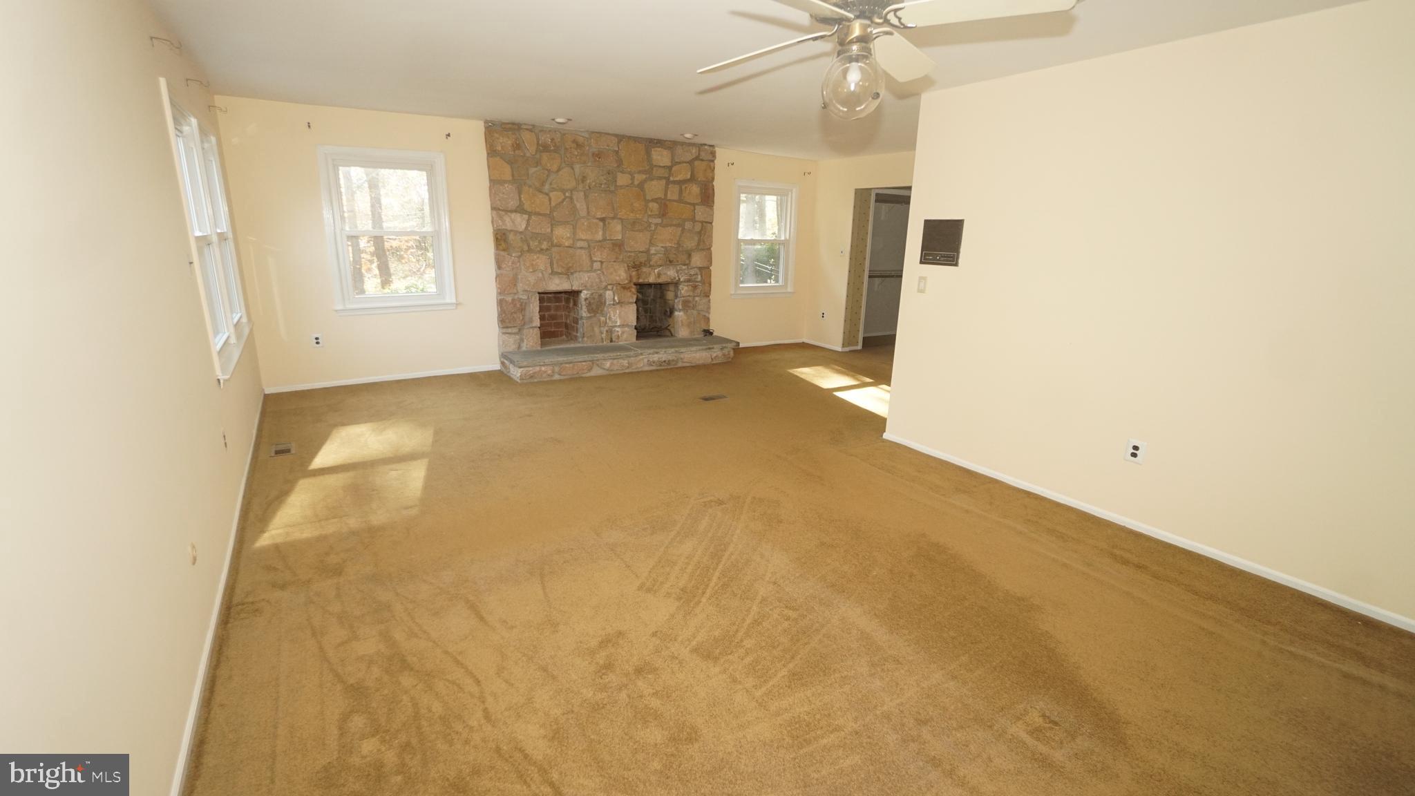 YARDLEY HUNT - Residential