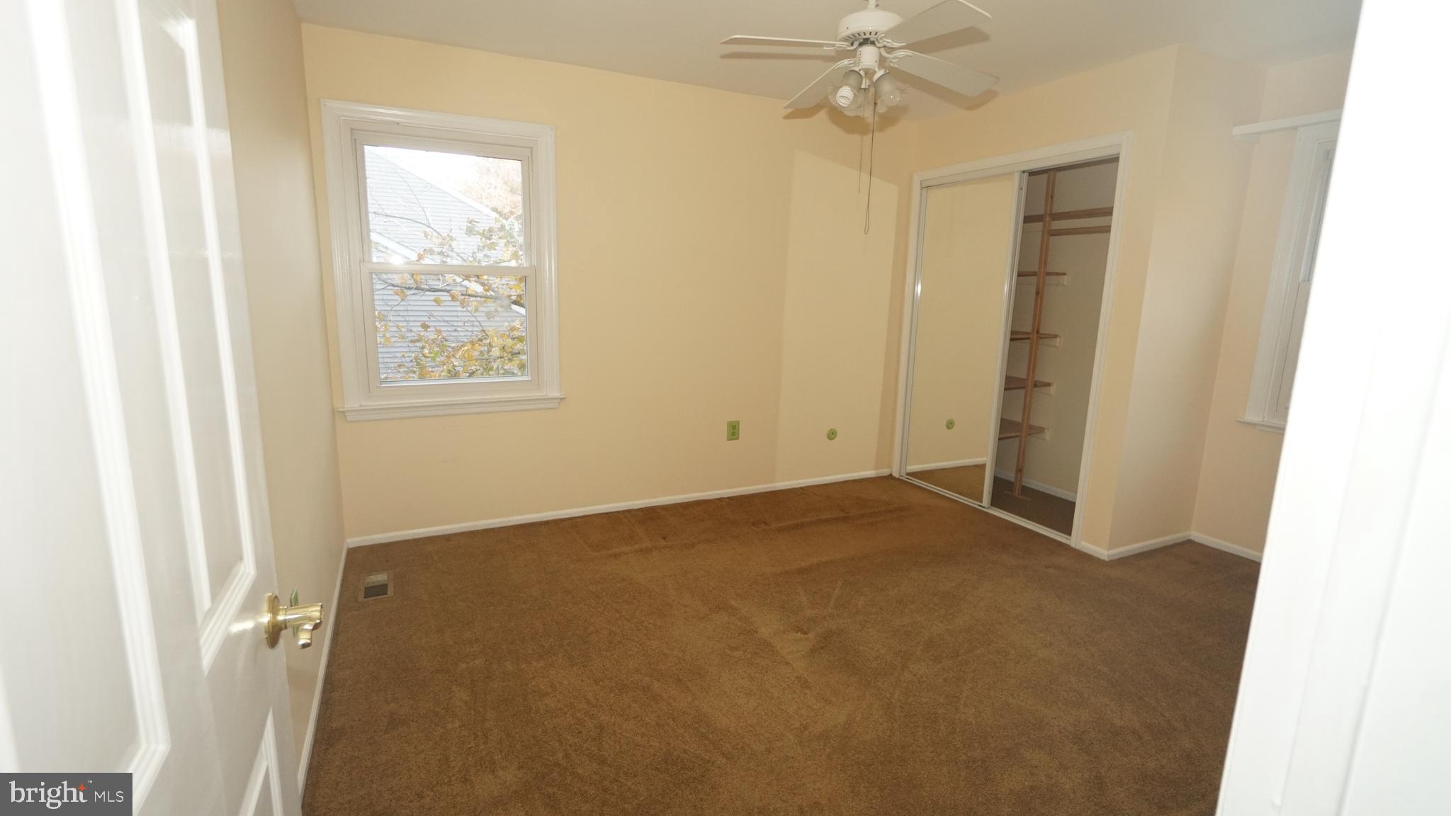 YARDLEY HUNT - Residential