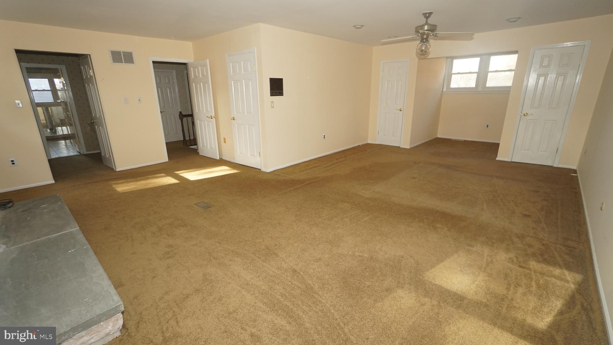 YARDLEY HUNT - Residential