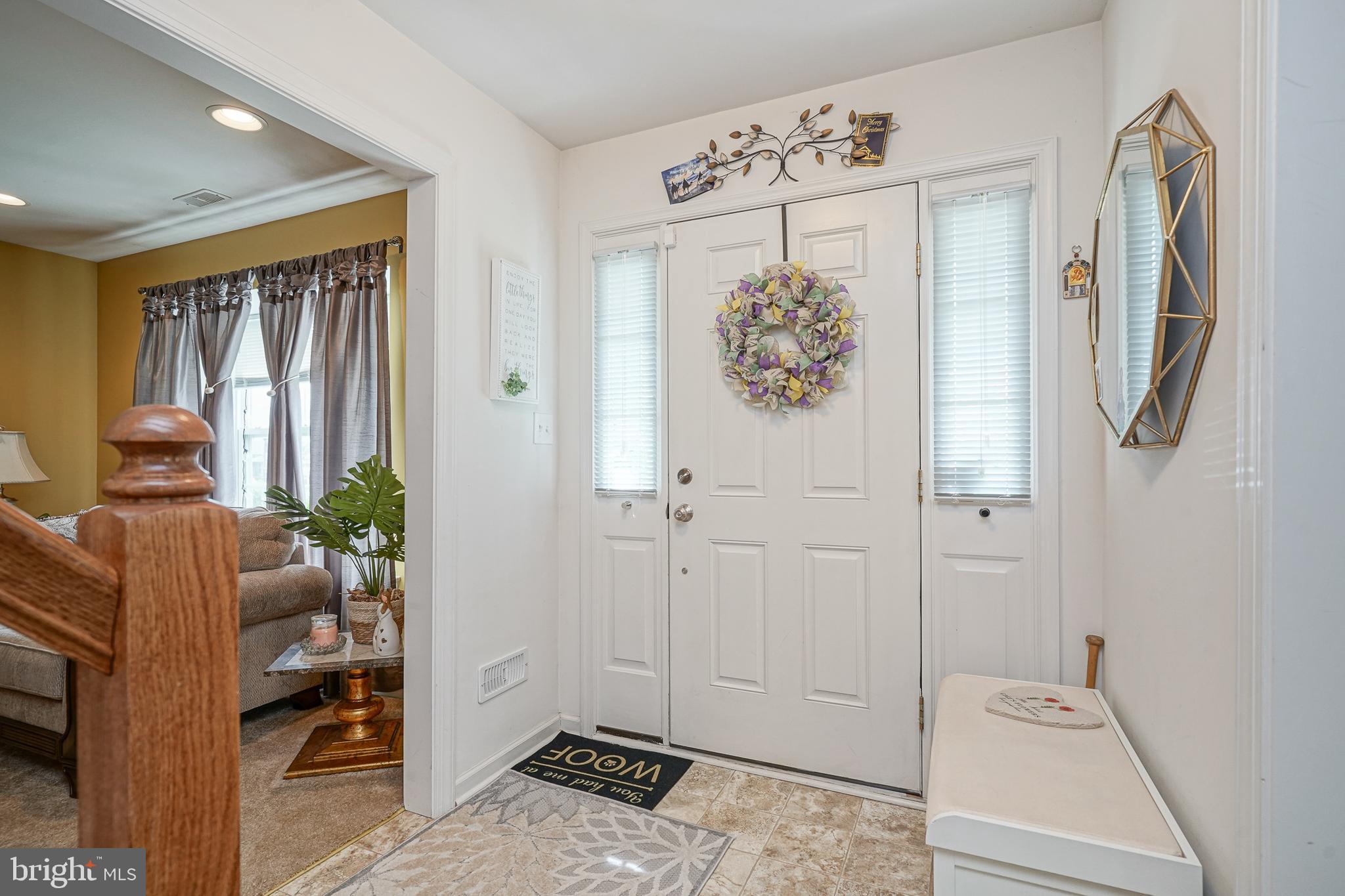 2501 LEXINGTON MEWS