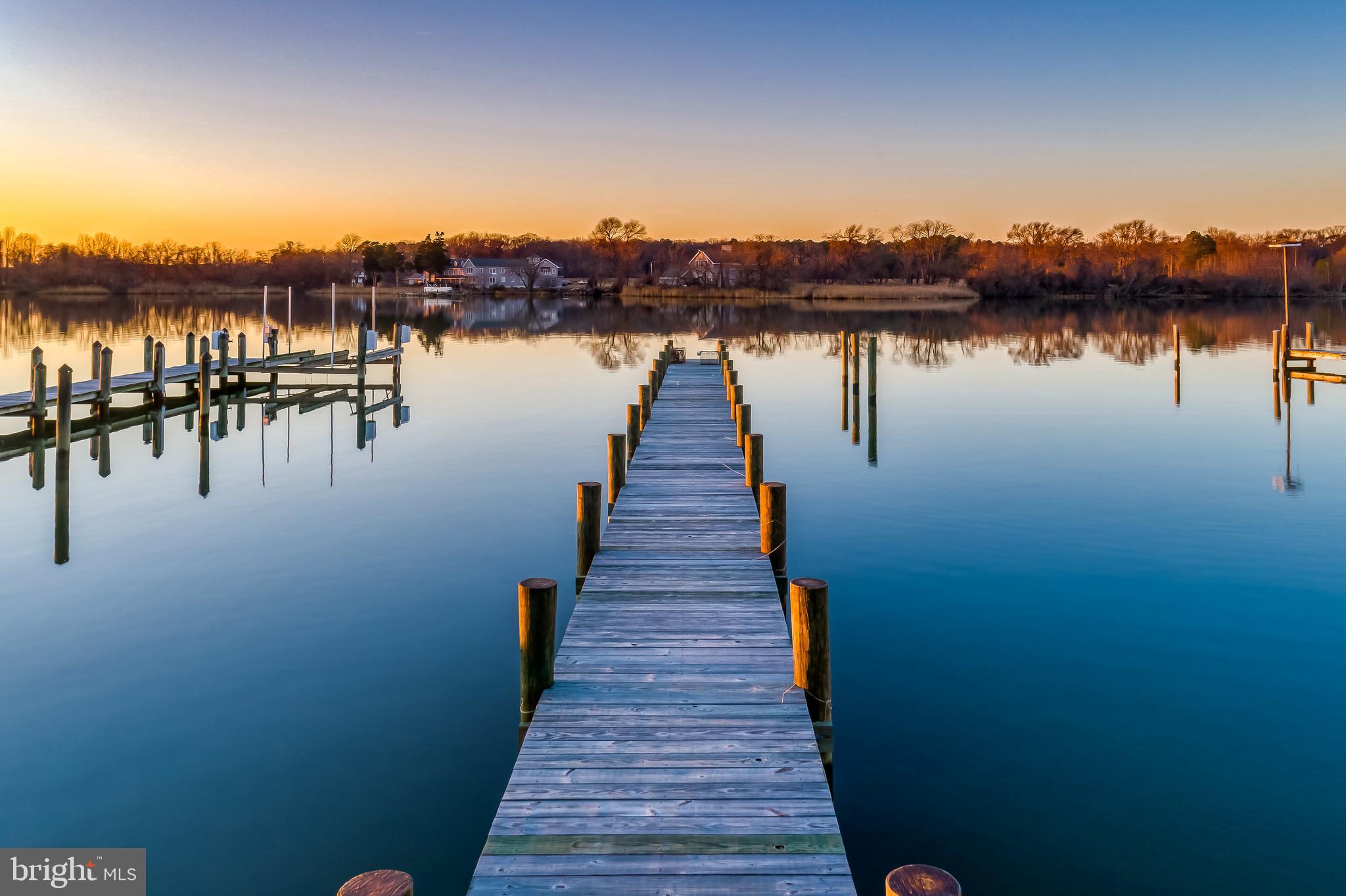 BENTONS PLEASURE - Residential