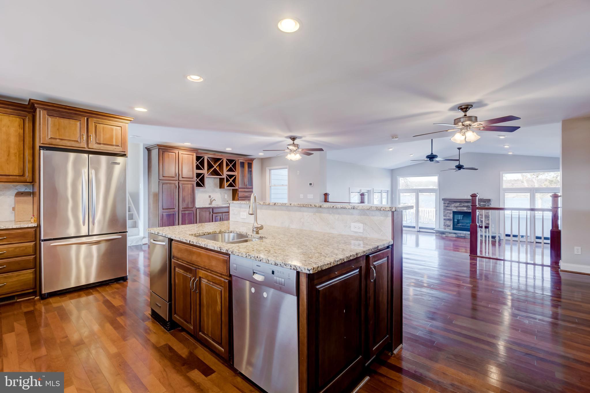 BENTONS PLEASURE - Residential