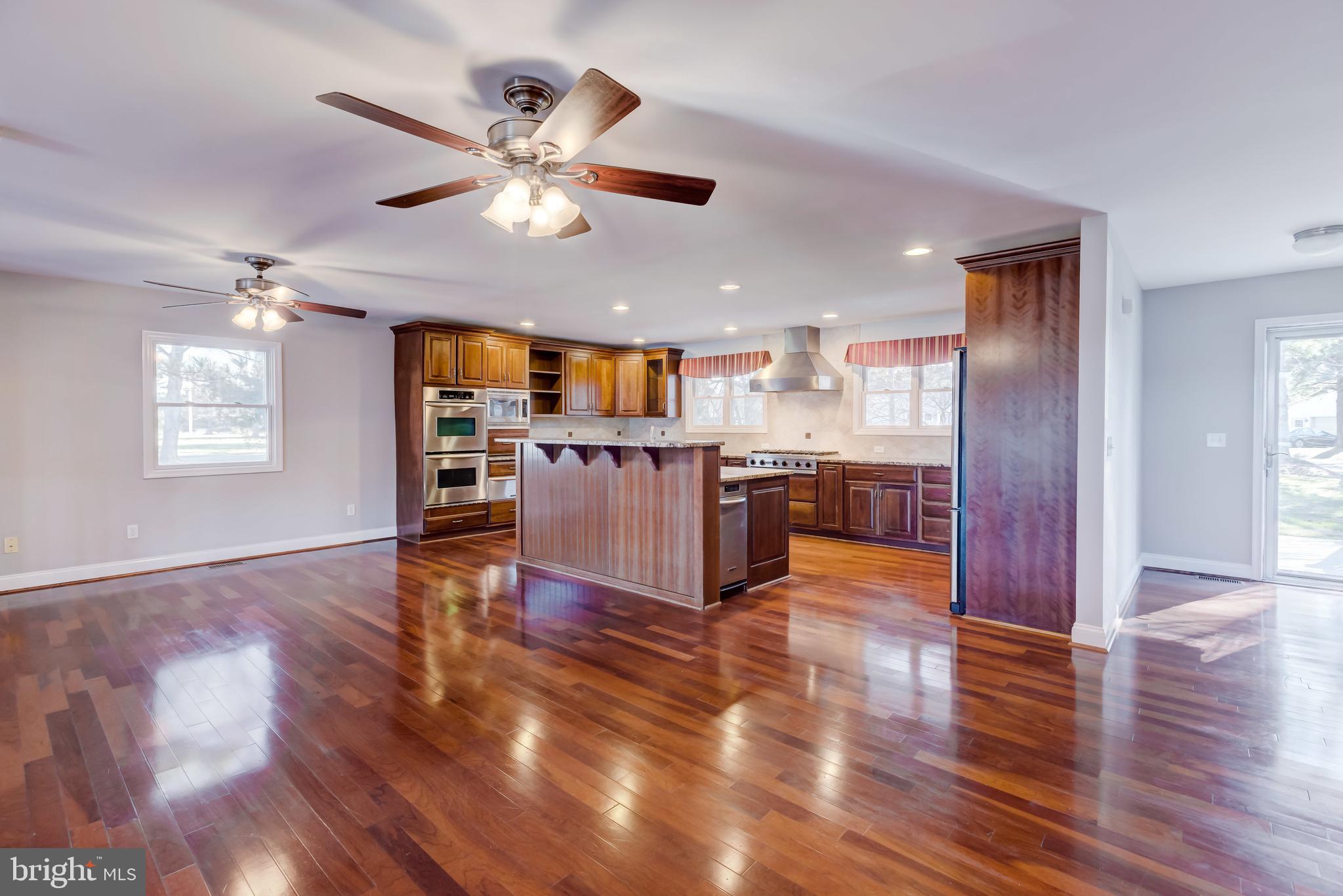 BENTONS PLEASURE - Residential