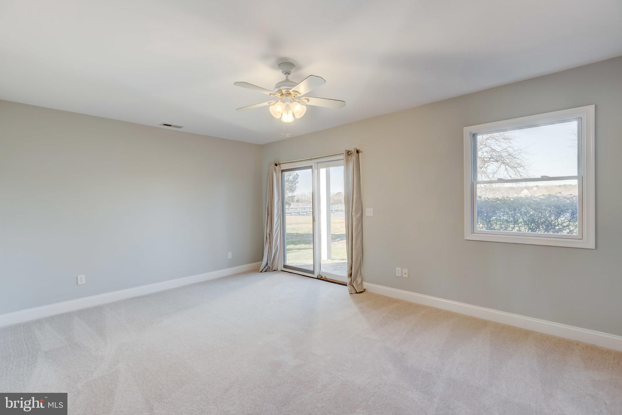 BENTONS PLEASURE - Residential