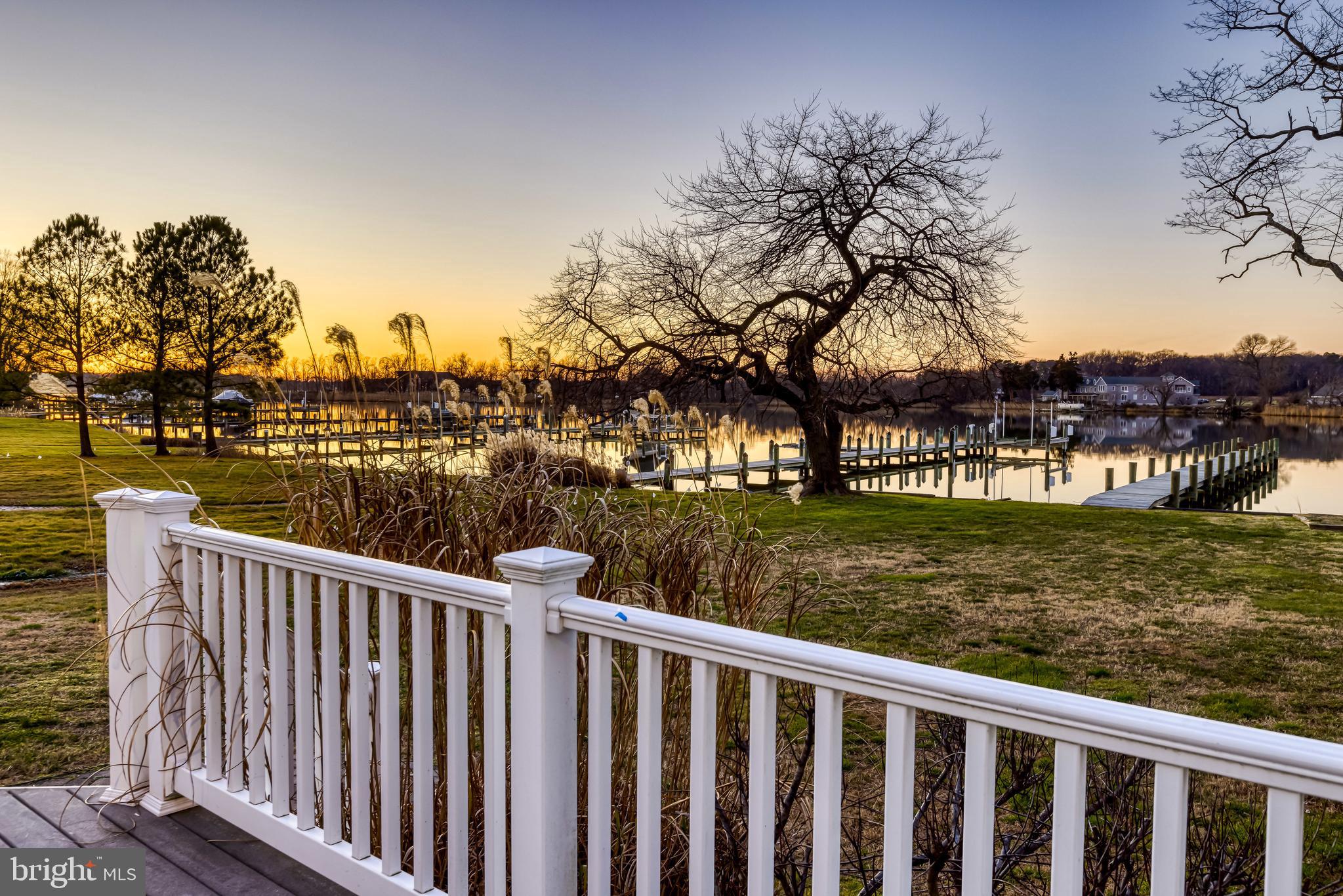 BENTONS PLEASURE - Residential