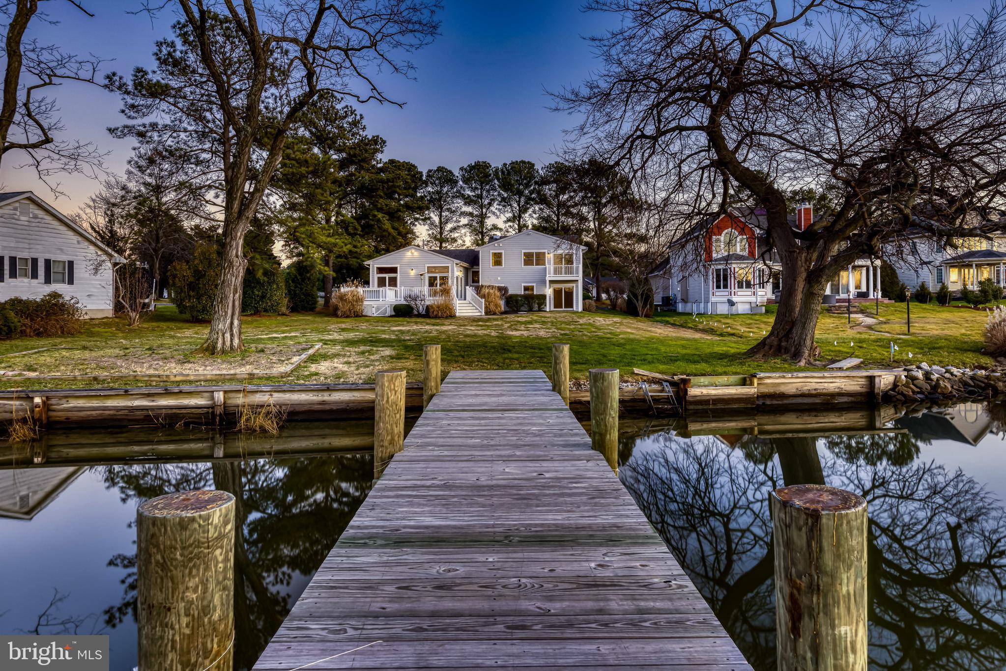 BENTONS PLEASURE - Residential