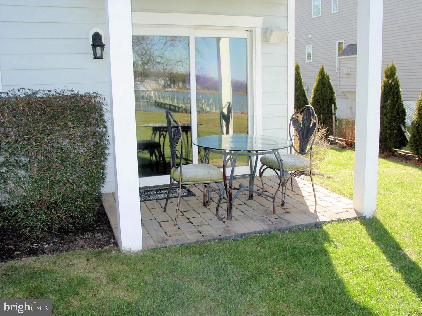 BENTONS PLEASURE - Residential