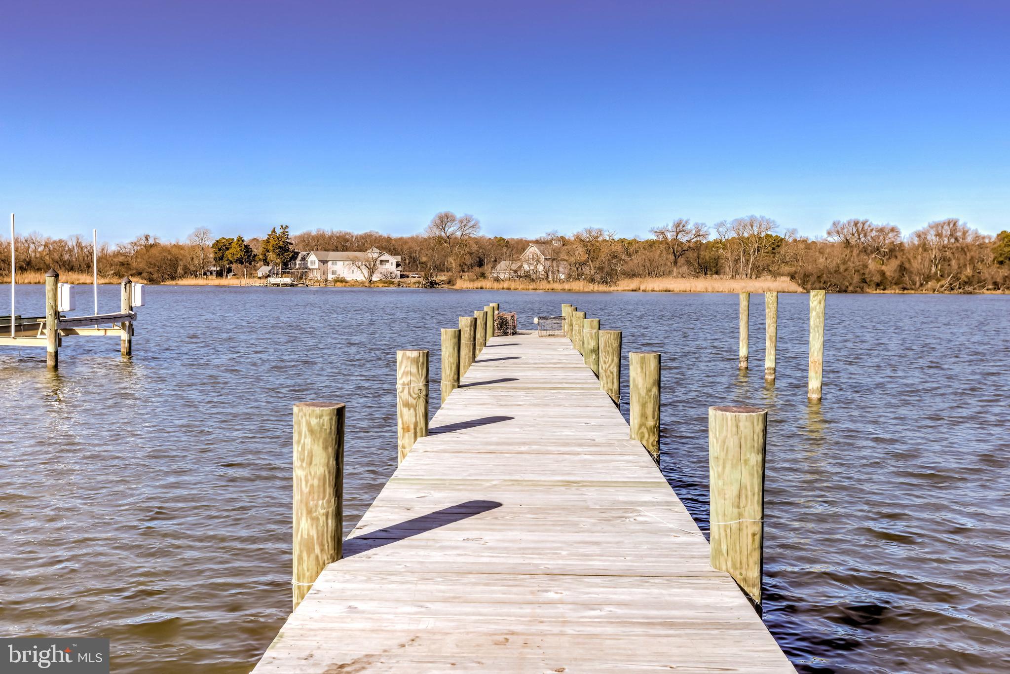 BENTONS PLEASURE - Residential