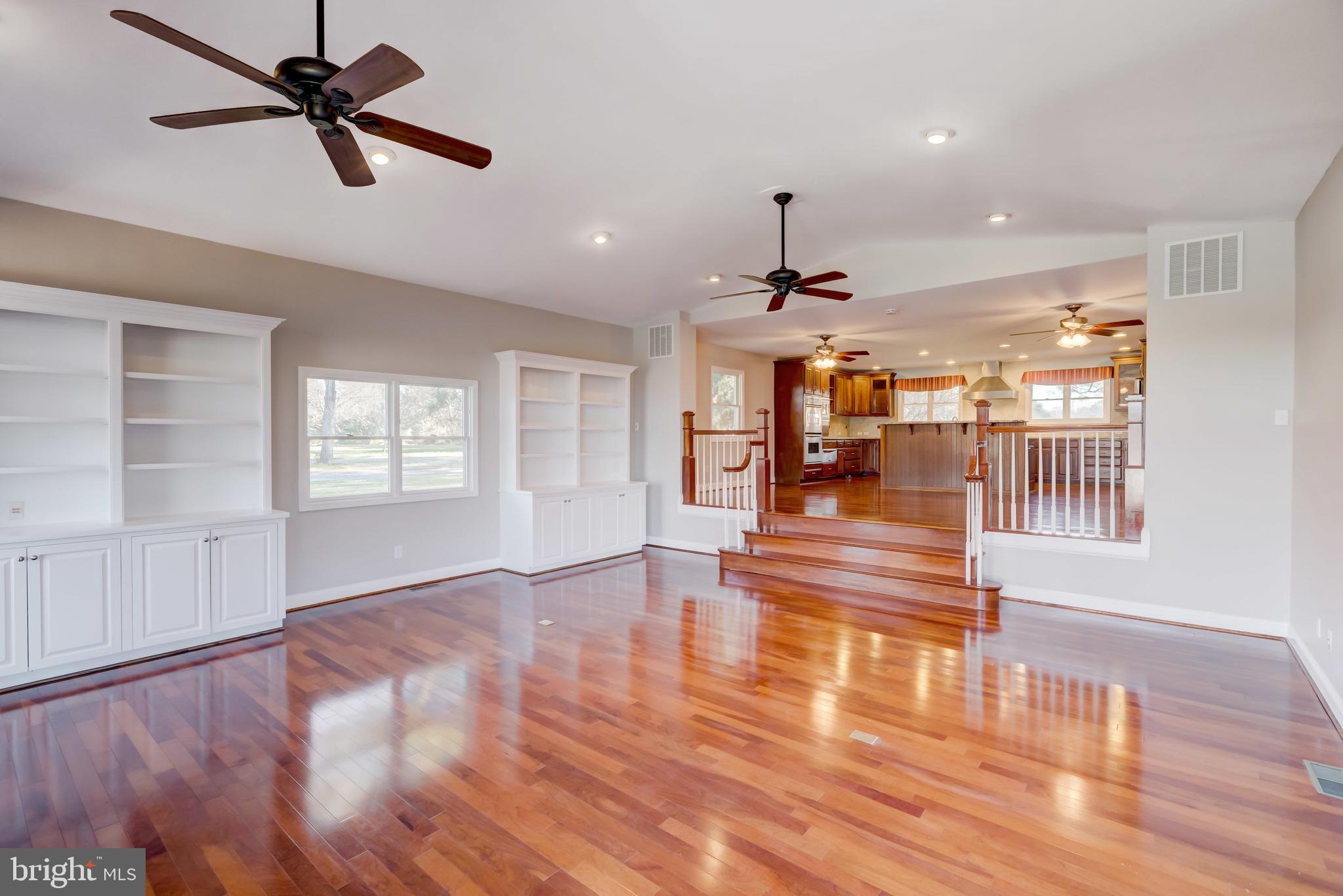 BENTONS PLEASURE - Residential