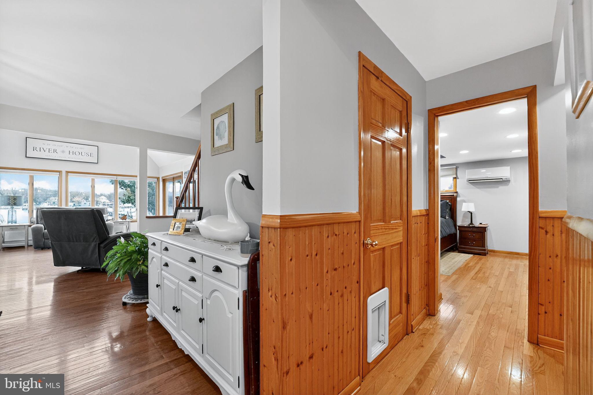 BOWLEYS QUARTERS - Residential