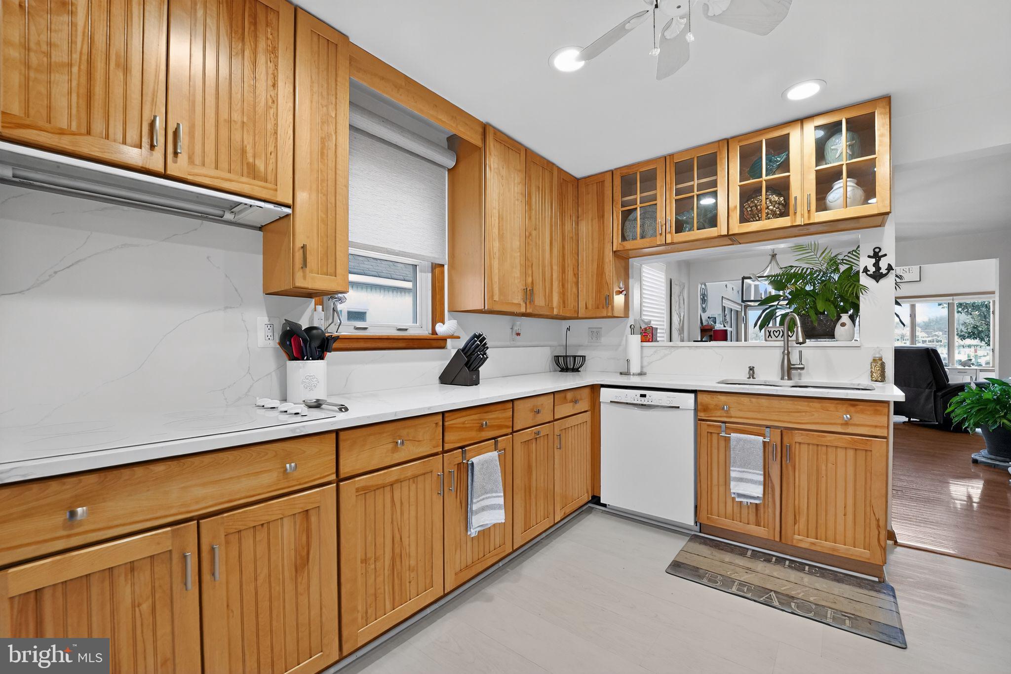 BOWLEYS QUARTERS - Residential