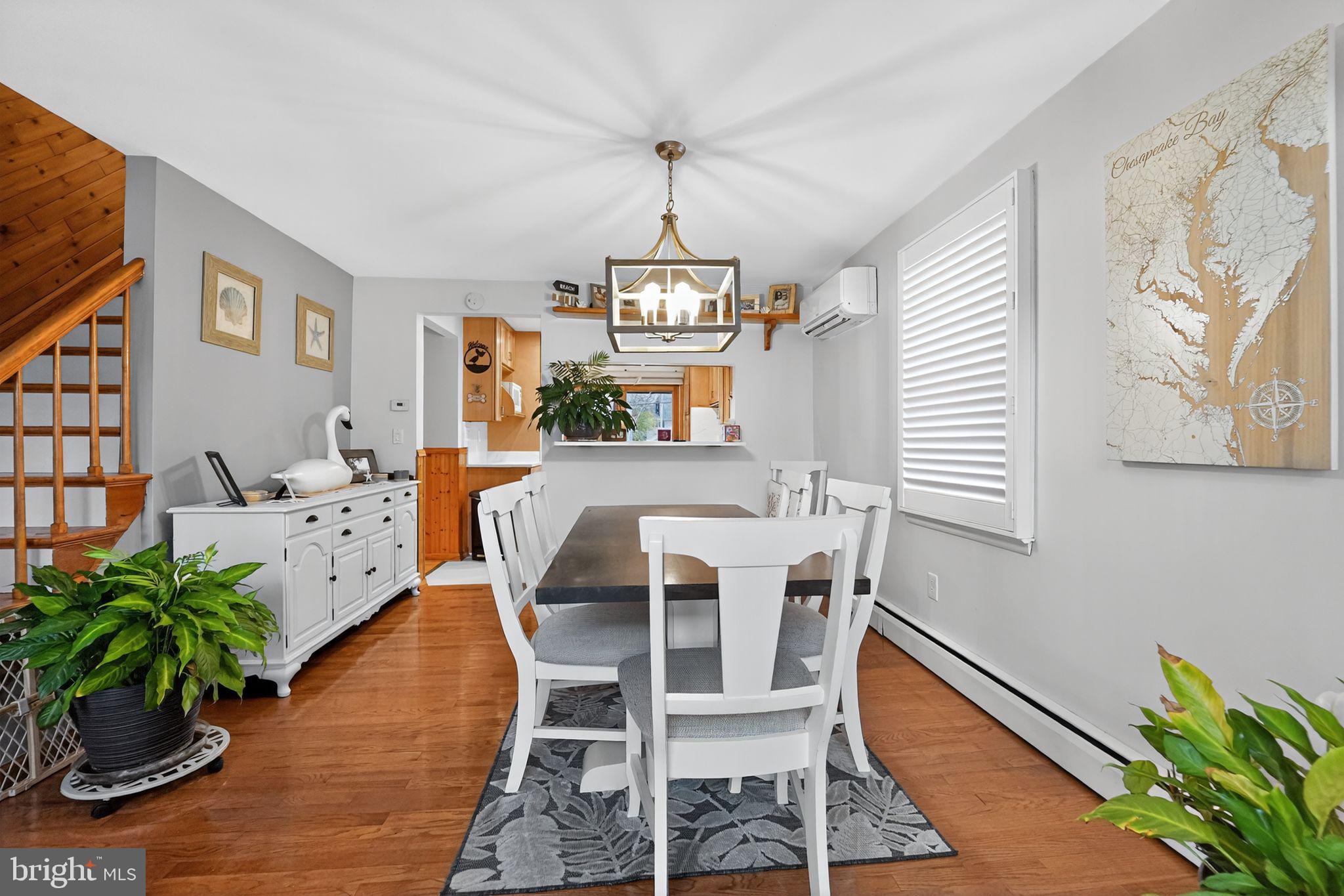 BOWLEYS QUARTERS - Residential