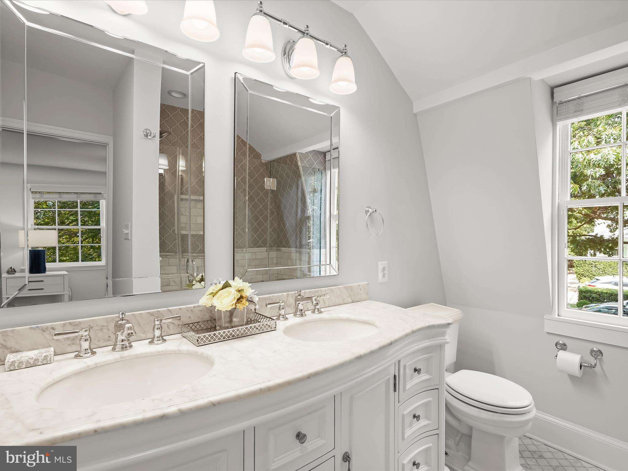 CHEVY CHASE VILLAGE - Residential