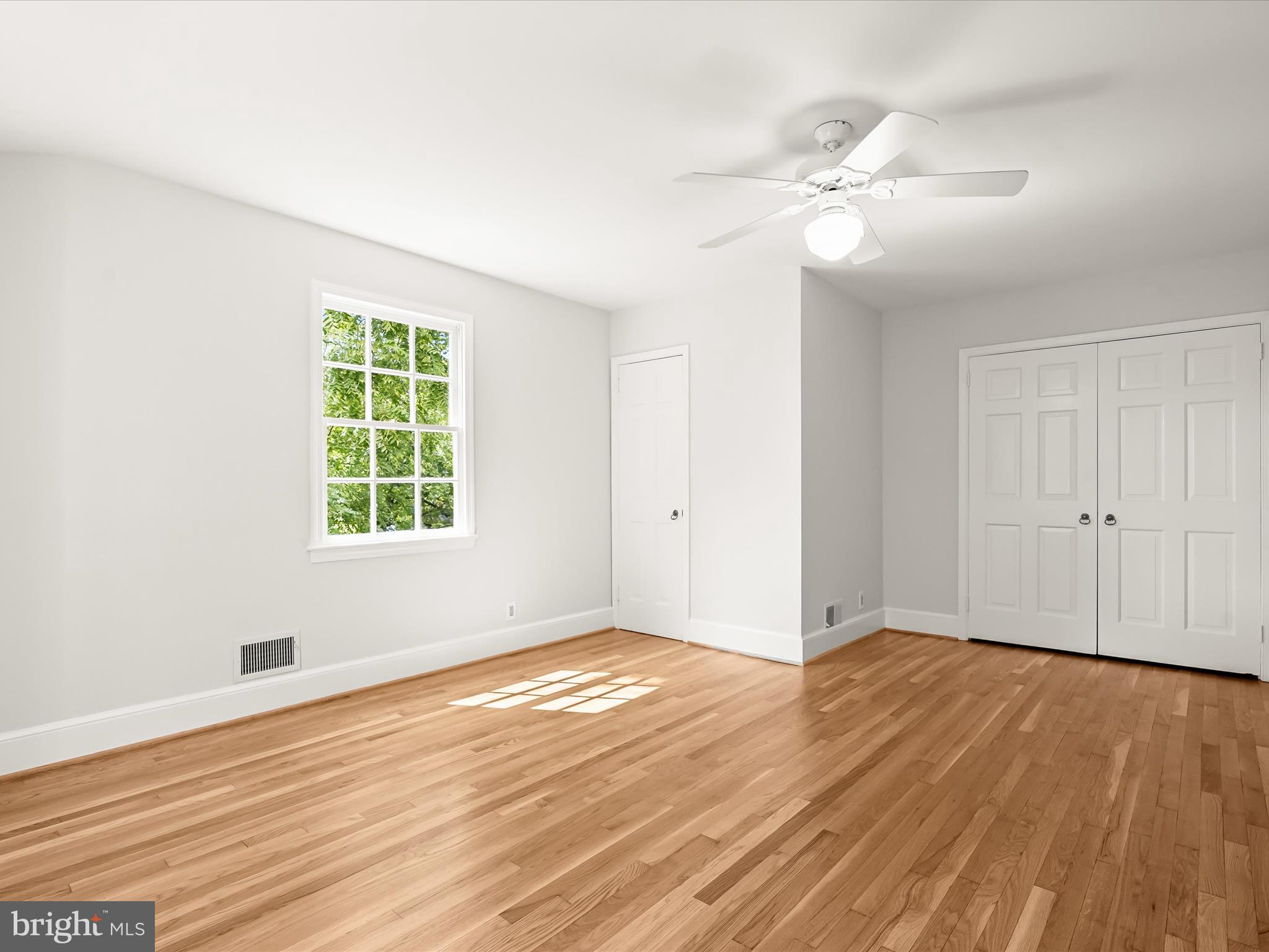 CHEVY CHASE VILLAGE - Residential