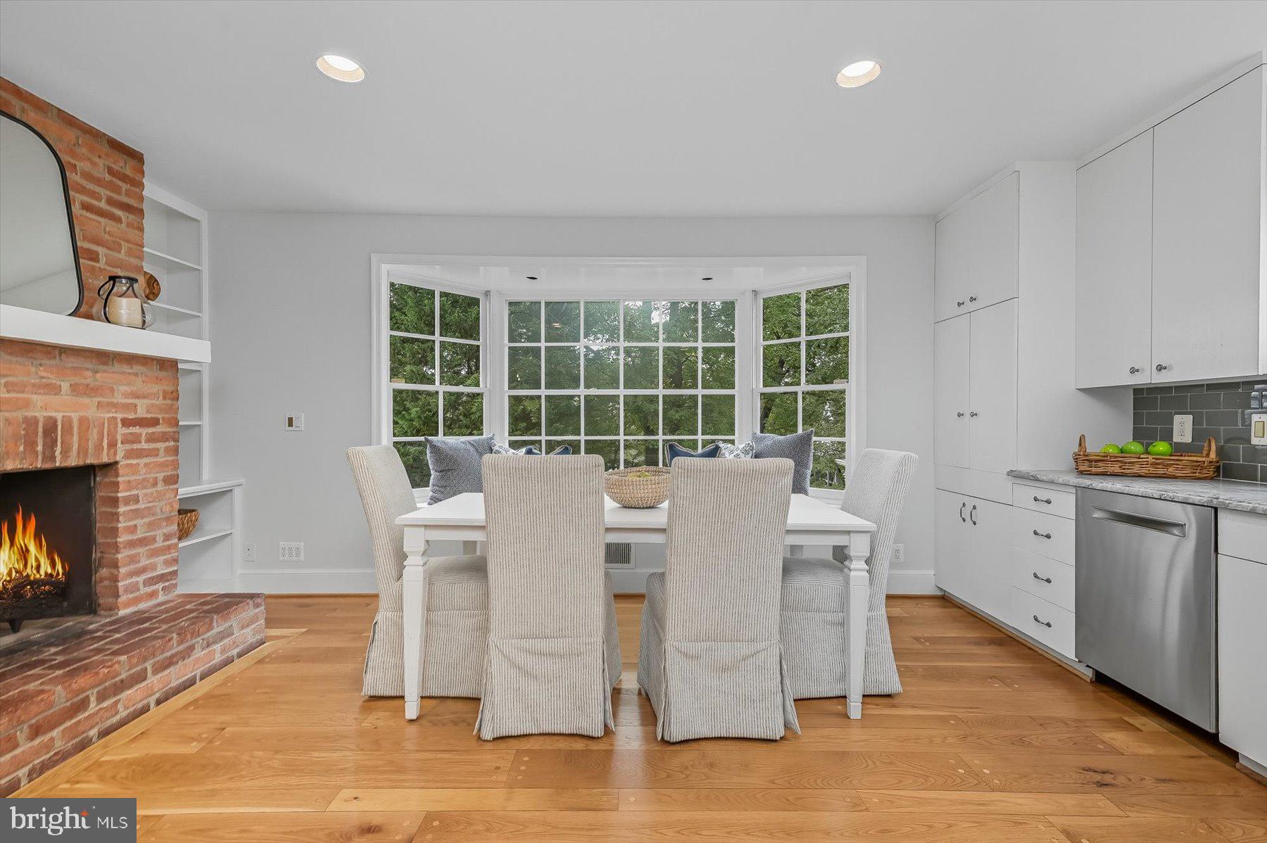 CHEVY CHASE VILLAGE - Residential