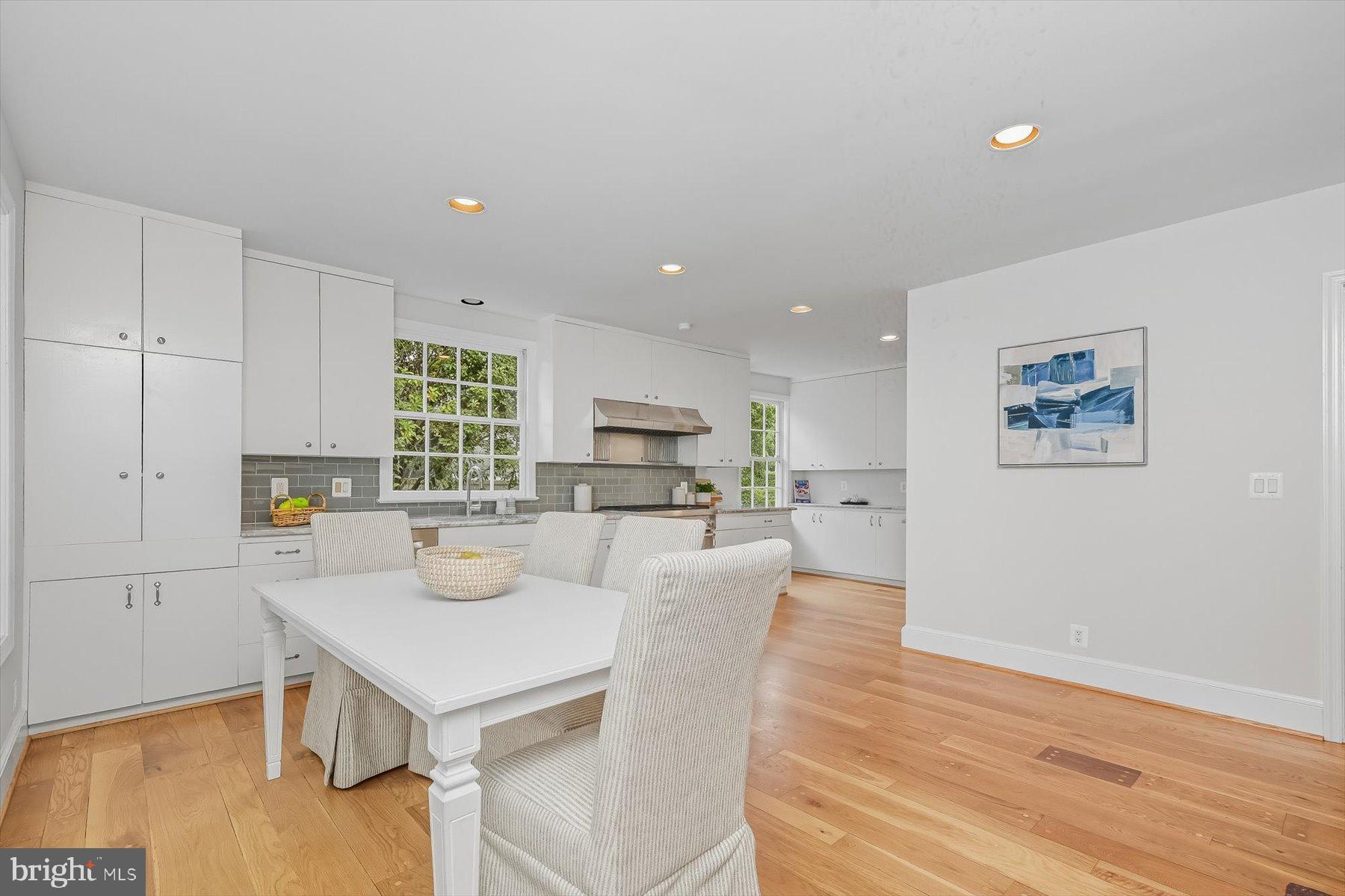 CHEVY CHASE VILLAGE - Residential