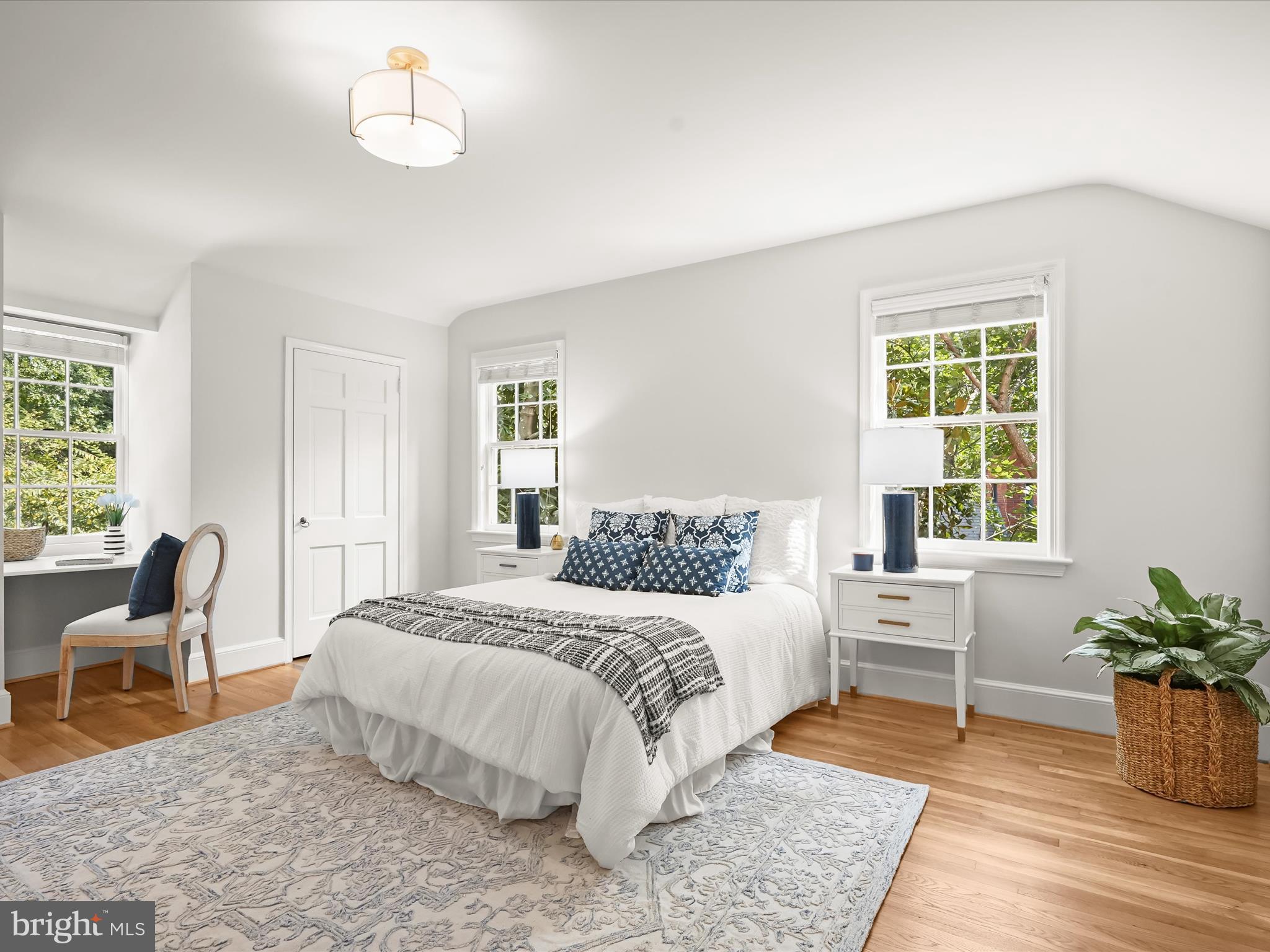 CHEVY CHASE VILLAGE - Residential