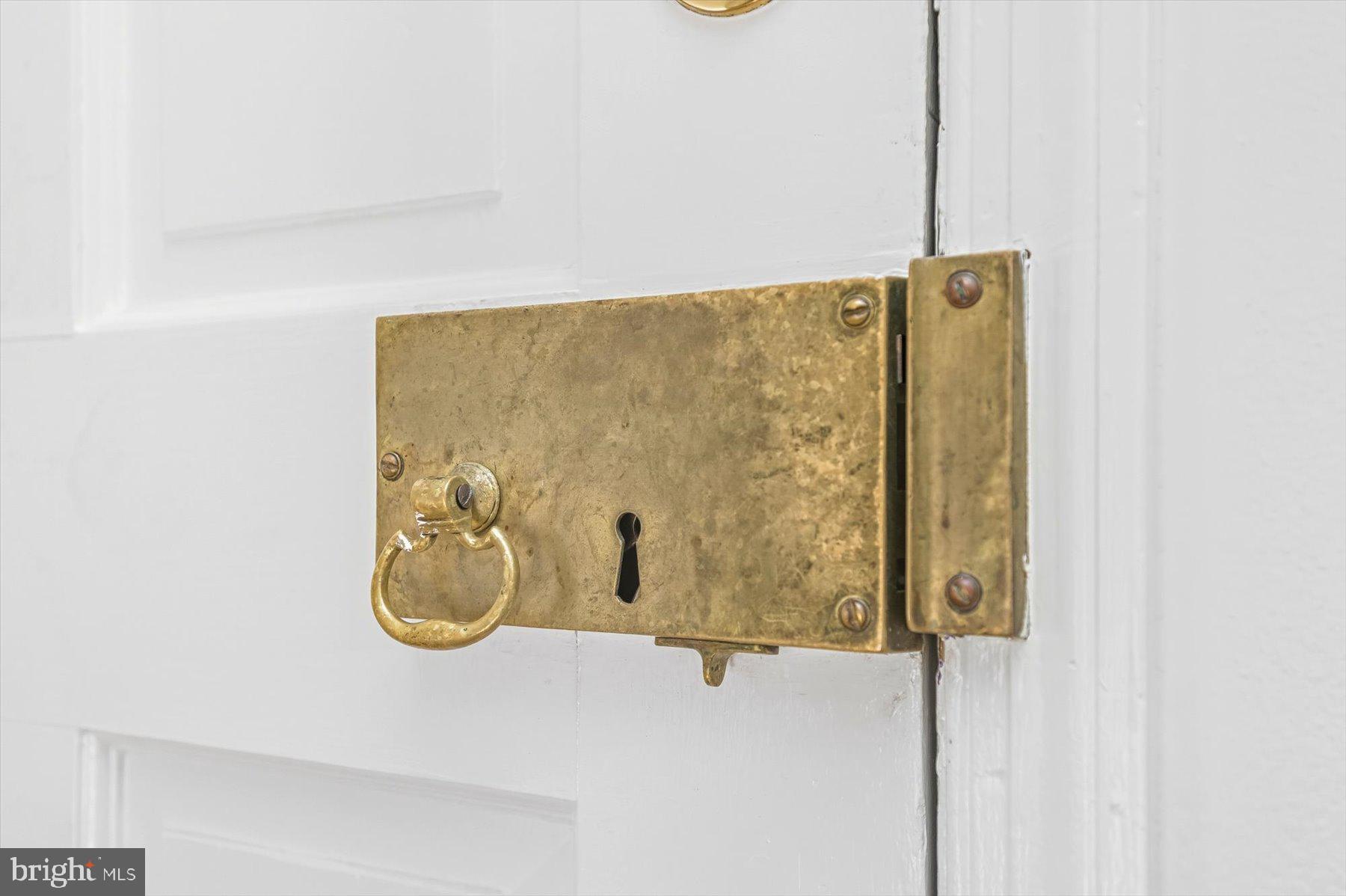 CHEVY CHASE VILLAGE - Residential