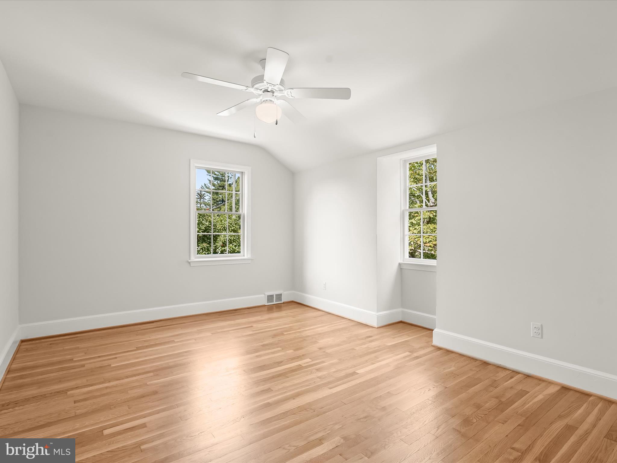 CHEVY CHASE VILLAGE - Residential