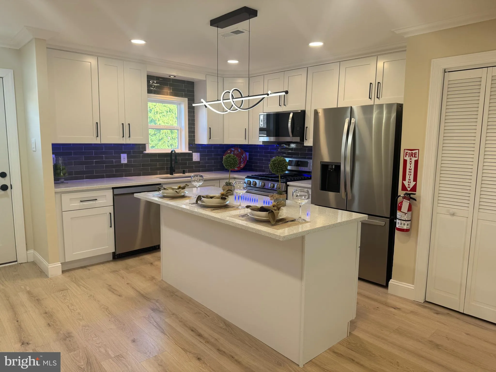 Clementon, New Jersey 08021, United States, 2 Bedrooms Bedrooms, ,2 BathroomsBathrooms,Residential,Pending,156899