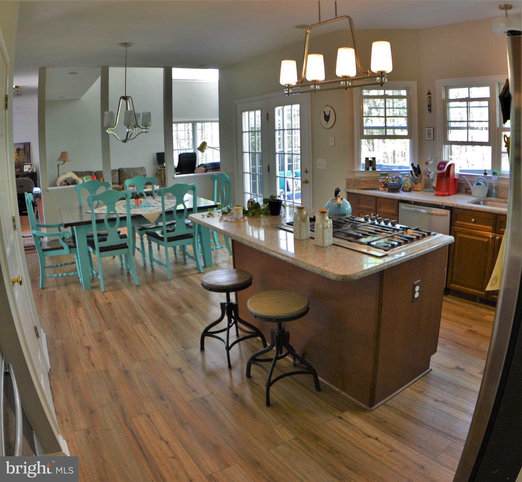 SEVEN LAKES - Residential Lease