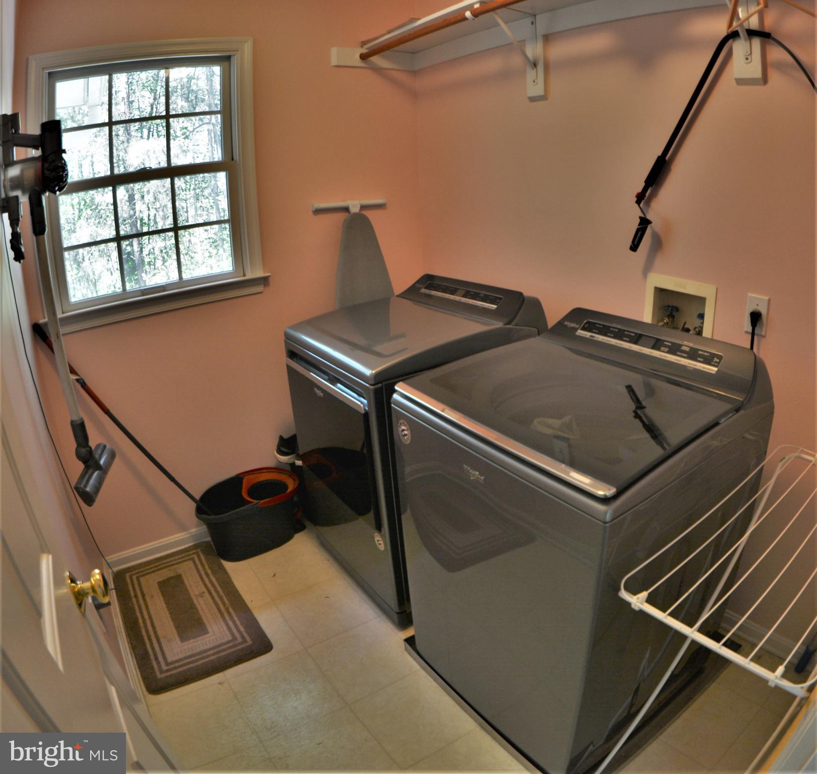 SEVEN LAKES - Residential Lease