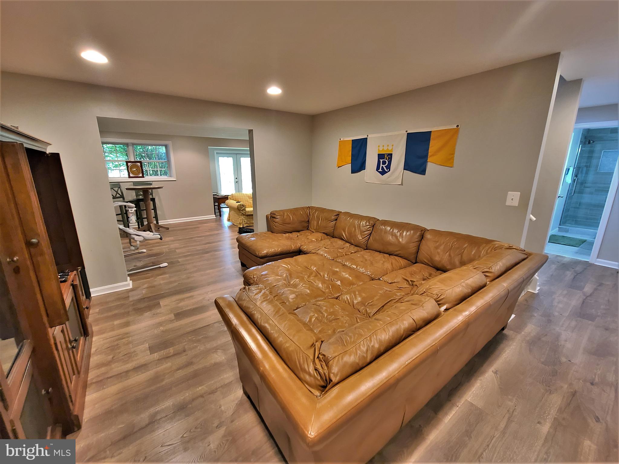 SEVEN LAKES - Residential Lease