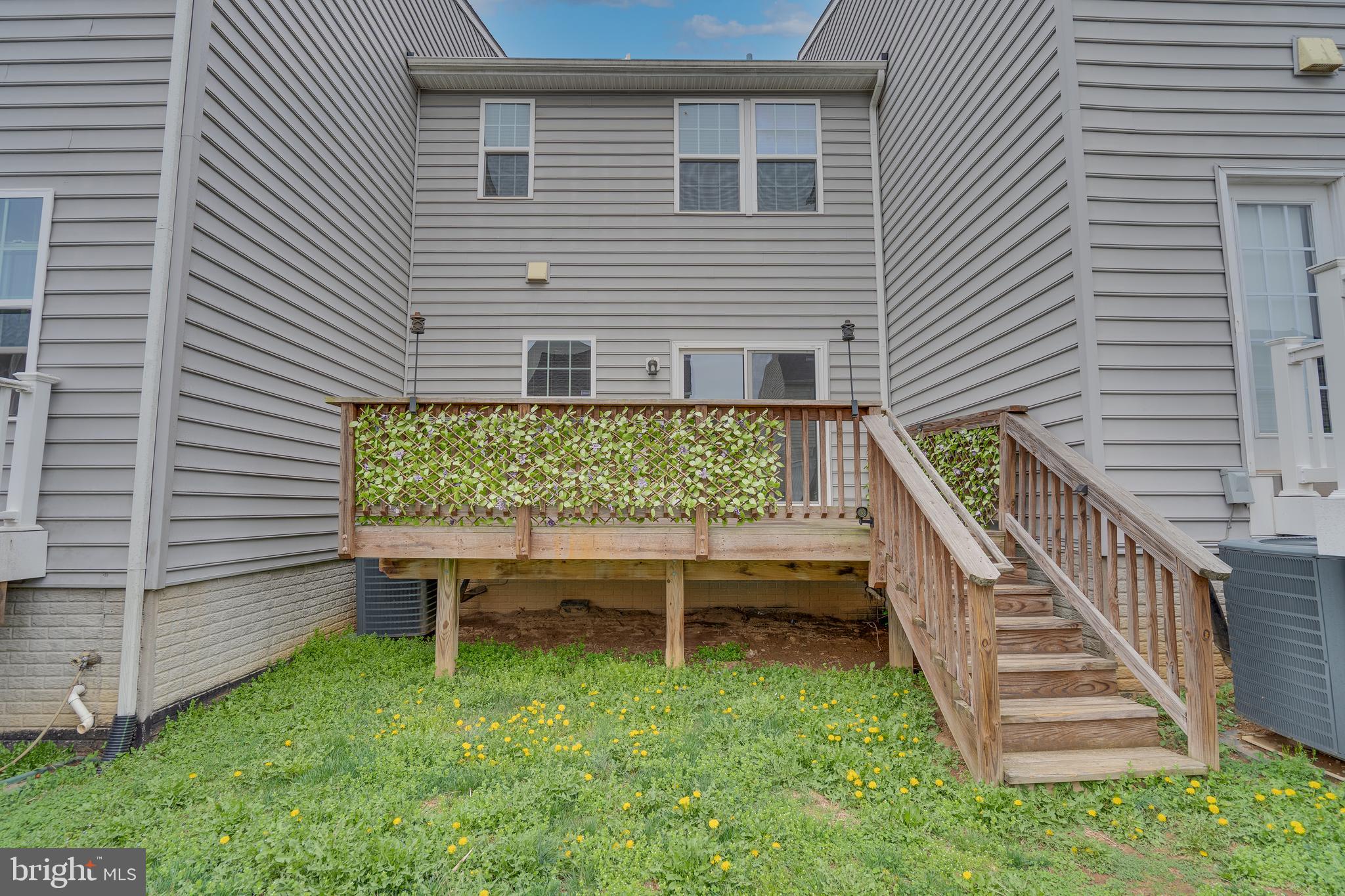 POTOMAC STATION - Residential Lease