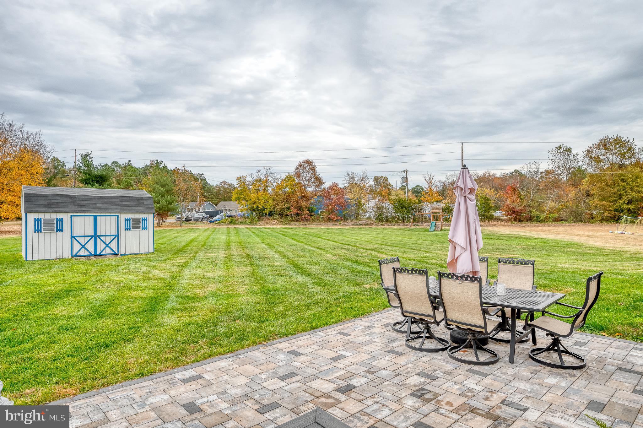 WOODSEDGE - Residential