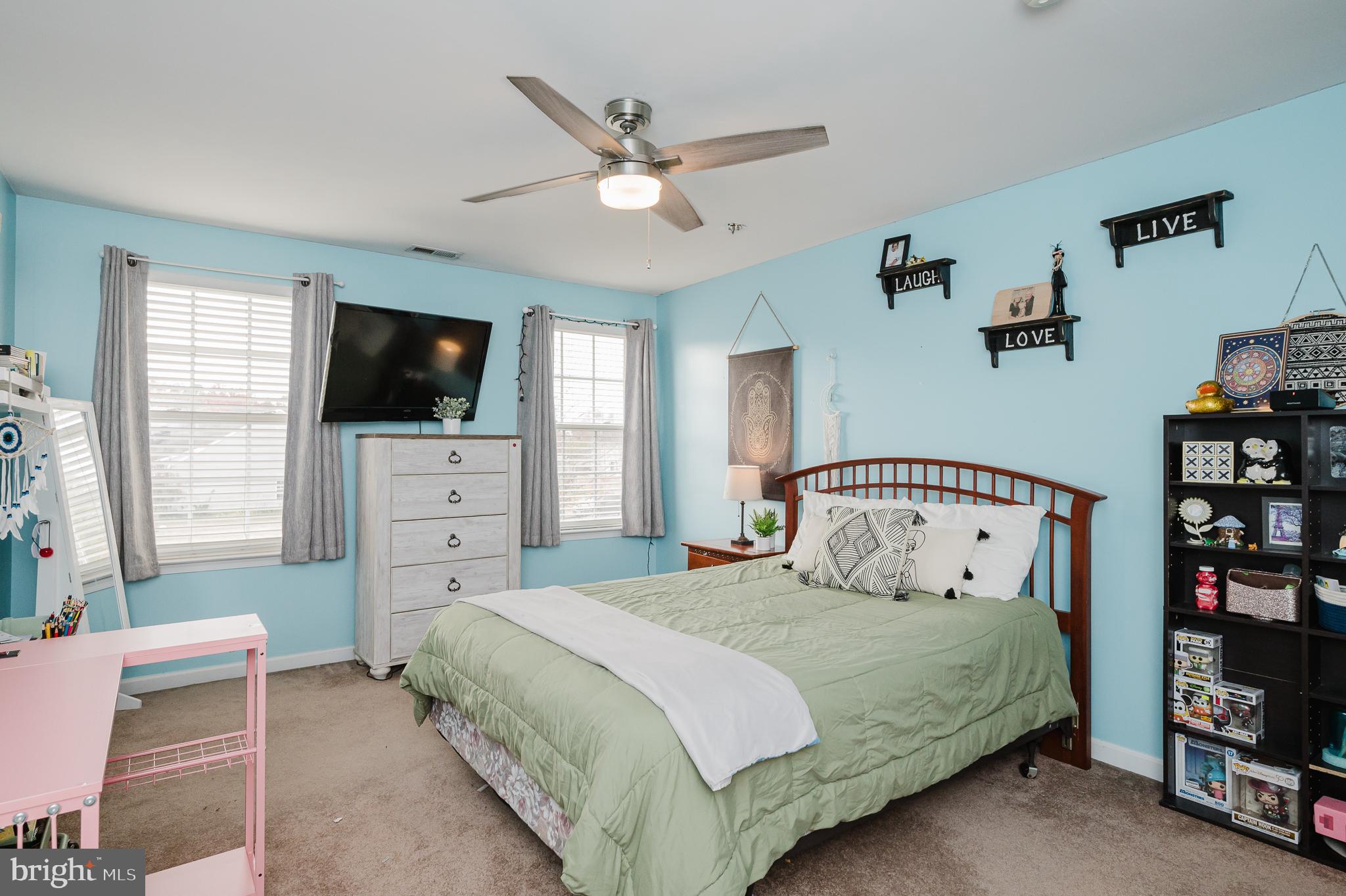 WOODSEDGE - Residential