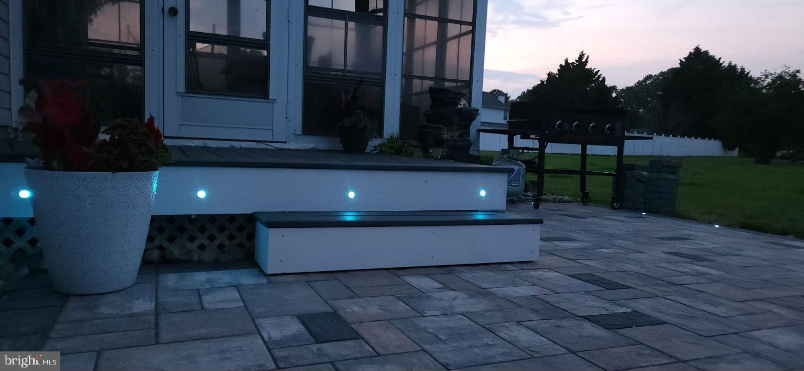 WOODSEDGE - Residential