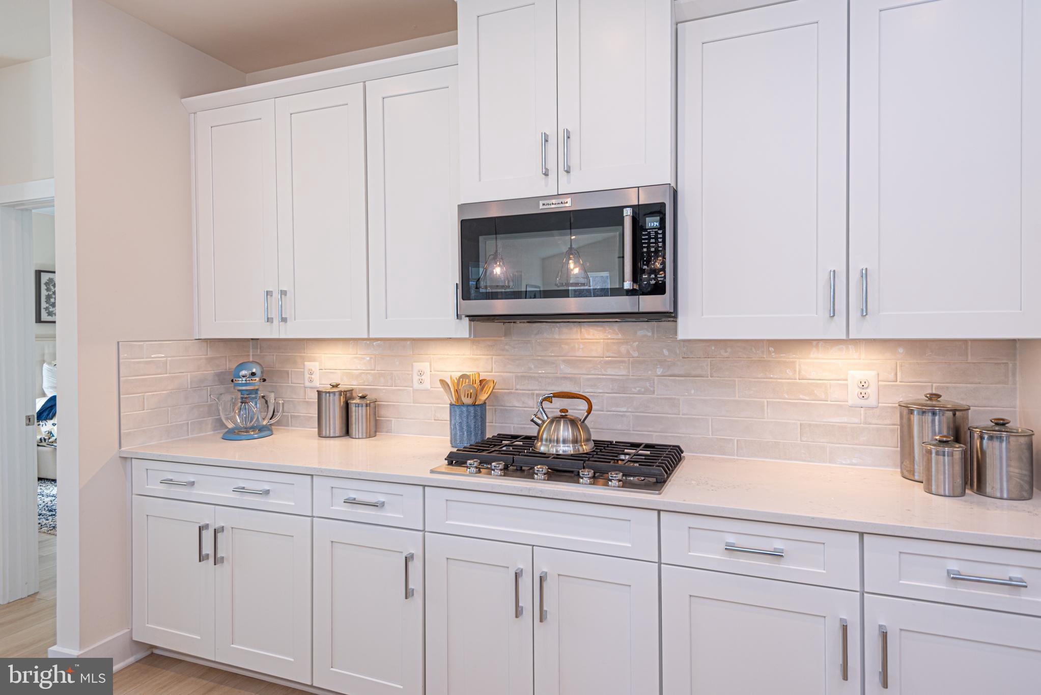 SYCAMORE CHASE - Residential